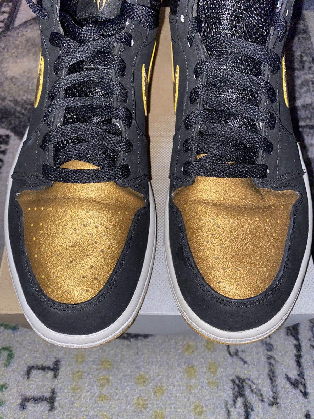 Jordan Brand × Nike Air Jordan 1 Retro High Melo 2014 Size US 9 / EU 42 - 3 Thumbnail