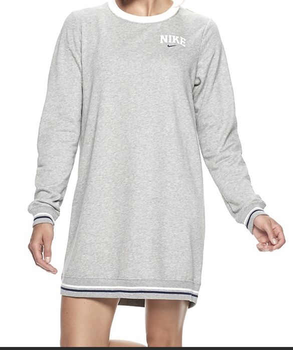 Nike varsity outlet sweatshirt dress