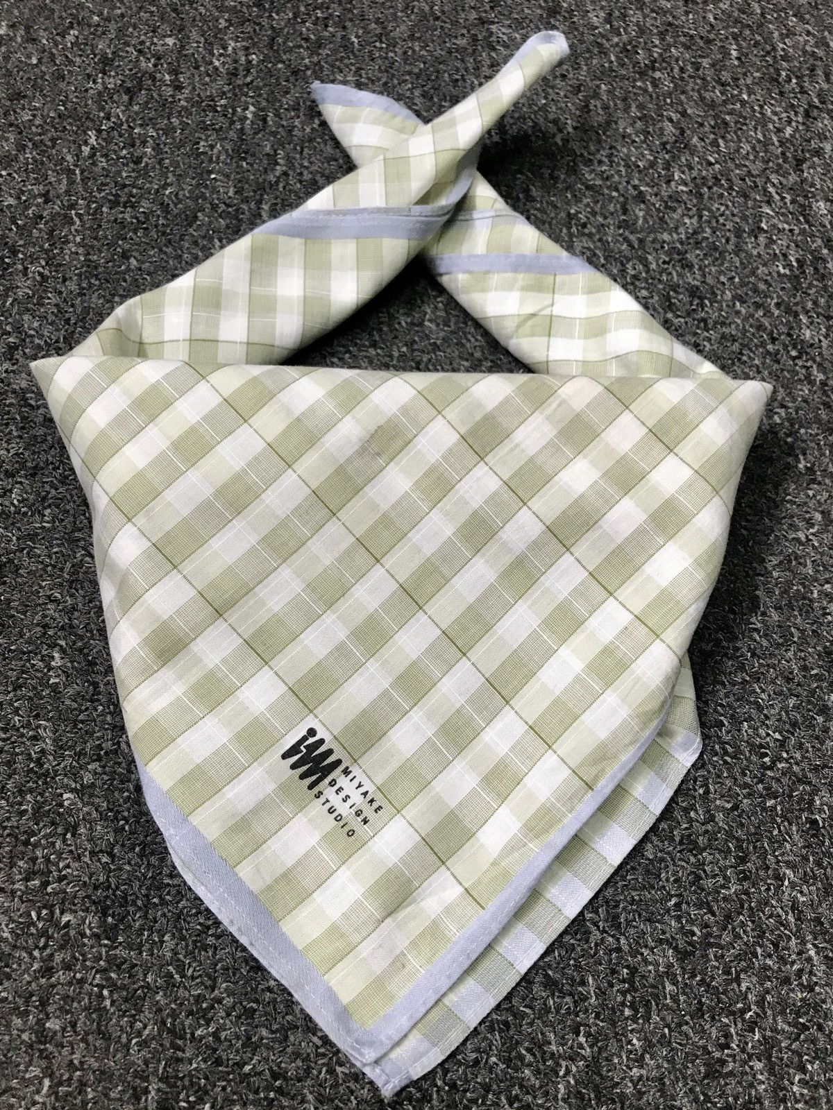 Issey Miyake × Japanese Brand × Other Issey Miyake Handkerchief / Neckerchief / Bandana Size ONE SIZE - 4 Thumbnail
