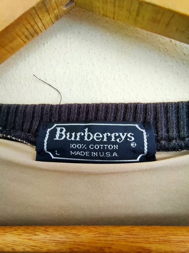 Burberry Vintage Burbery Small Logo Pullover Sweatshirts Size US L / EU 52-54 / 3 - 6 Thumbnail