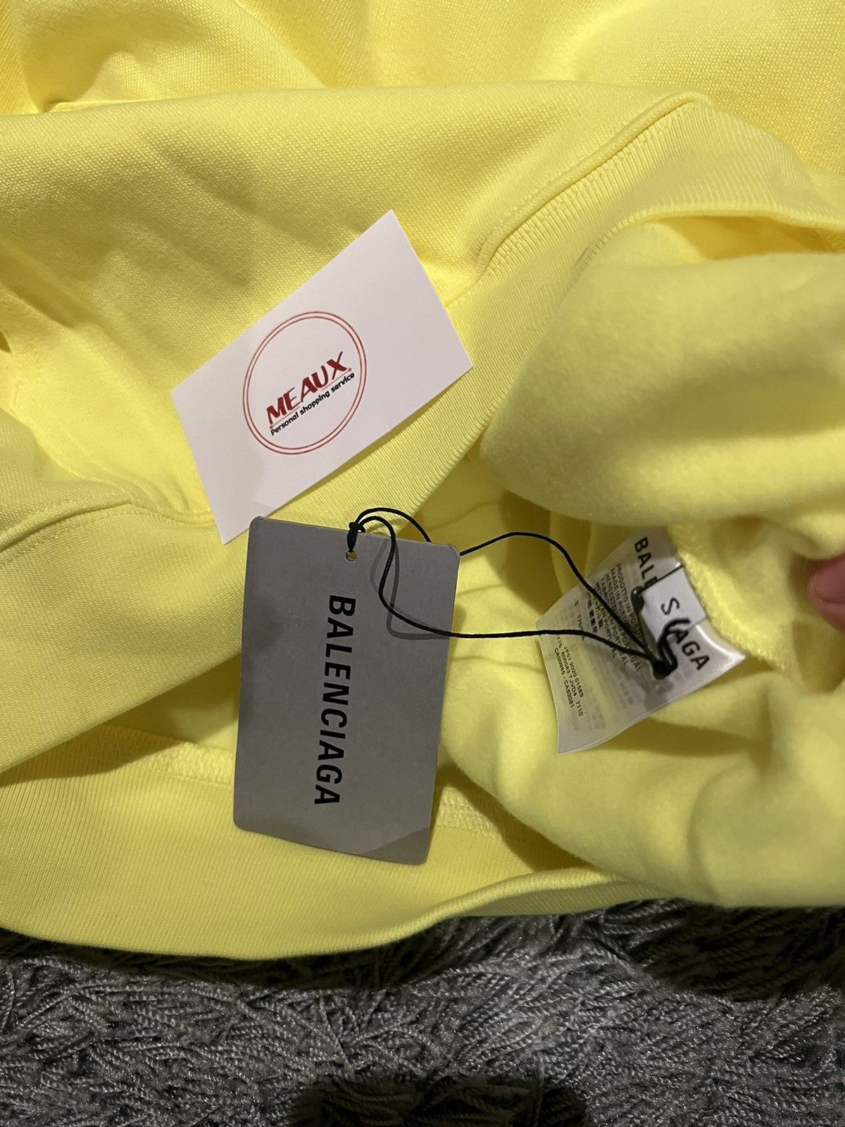 Balenciaga Balenciaga Campaign neon yellow hoodie sweatshirt bnwt logo Size US S / EU 44-46 / 1 - 5 Thumbnail