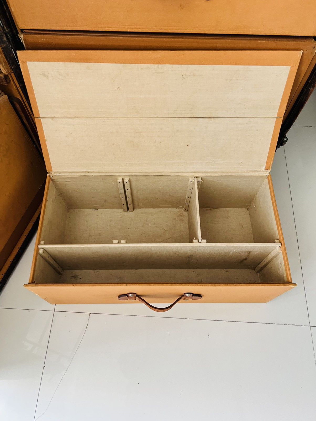 Louis Vuitton 1930s LV Trunk Grand Wardrobe 65 & 1950 Hermes HAC55 birkin Size ONE SIZE - 24 Thumbnail