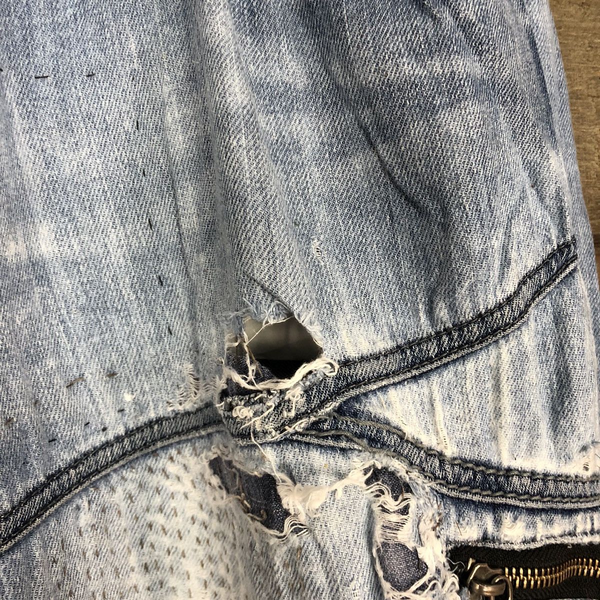 Japanese Brand Blue B worn Distressed Blue Denim Jeans Pants #4587 Size US 34 / EU 50 - 9 Thumbnail