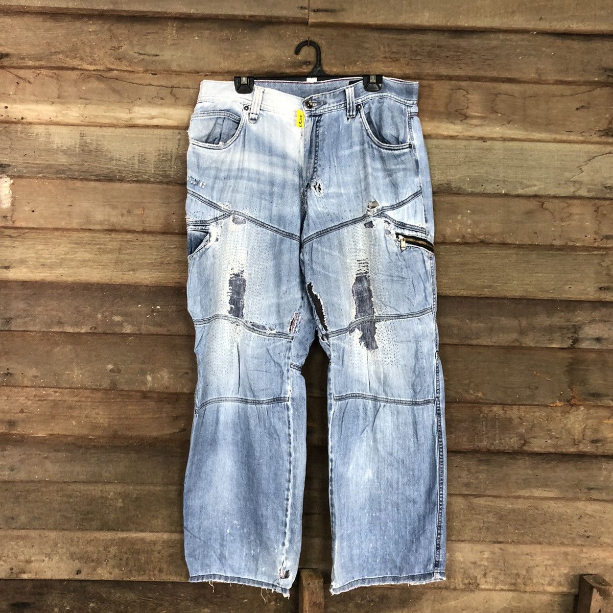 Japanese Brand Blue B worn Distressed Blue Denim Jeans Pants #4587 Size US 34 / EU 50 - 1 Thumbnail