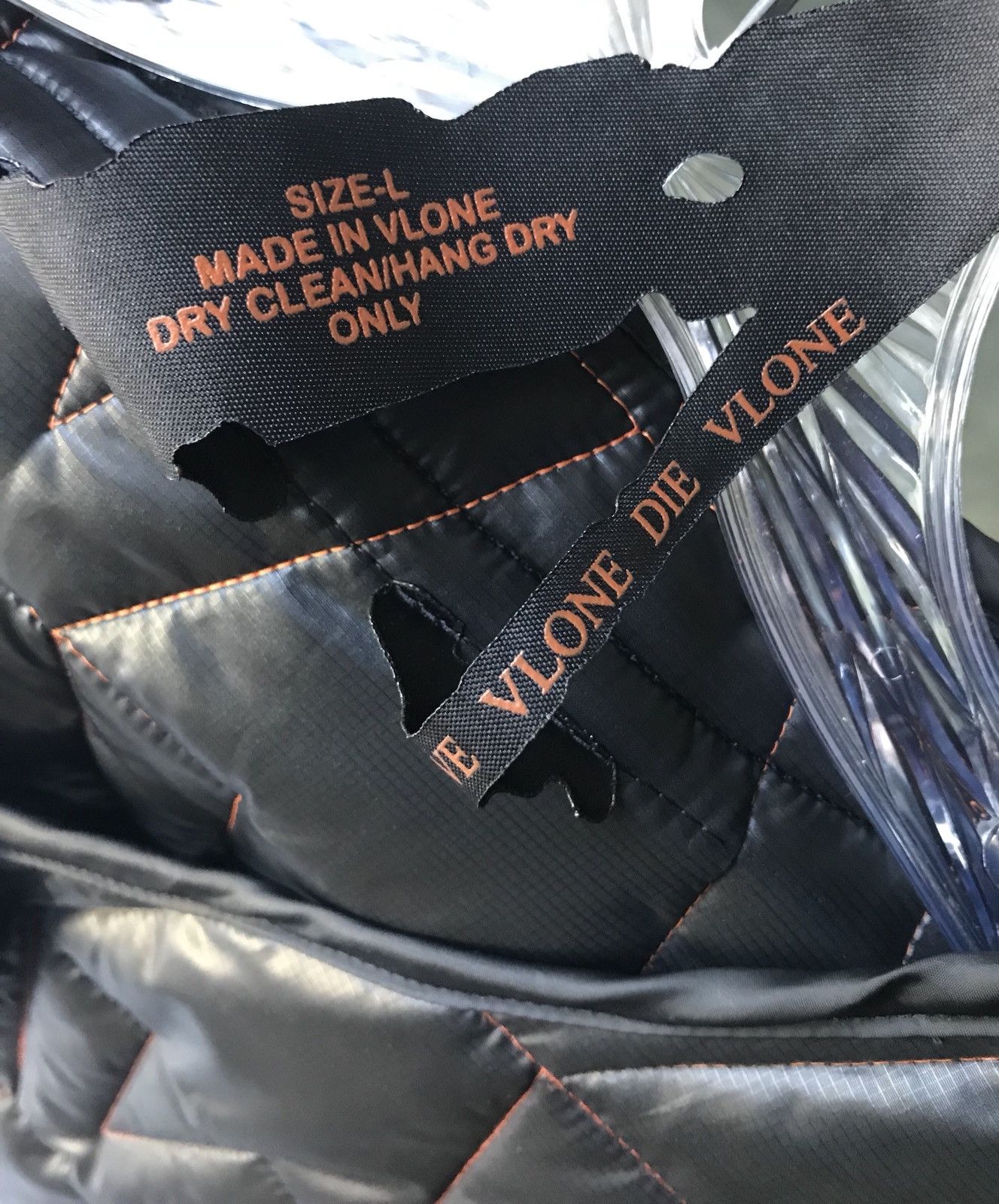Vlone Vlone Runway Exclusive Puffer Jacket Size US L / EU 52-54 / 3 - 5 Thumbnail