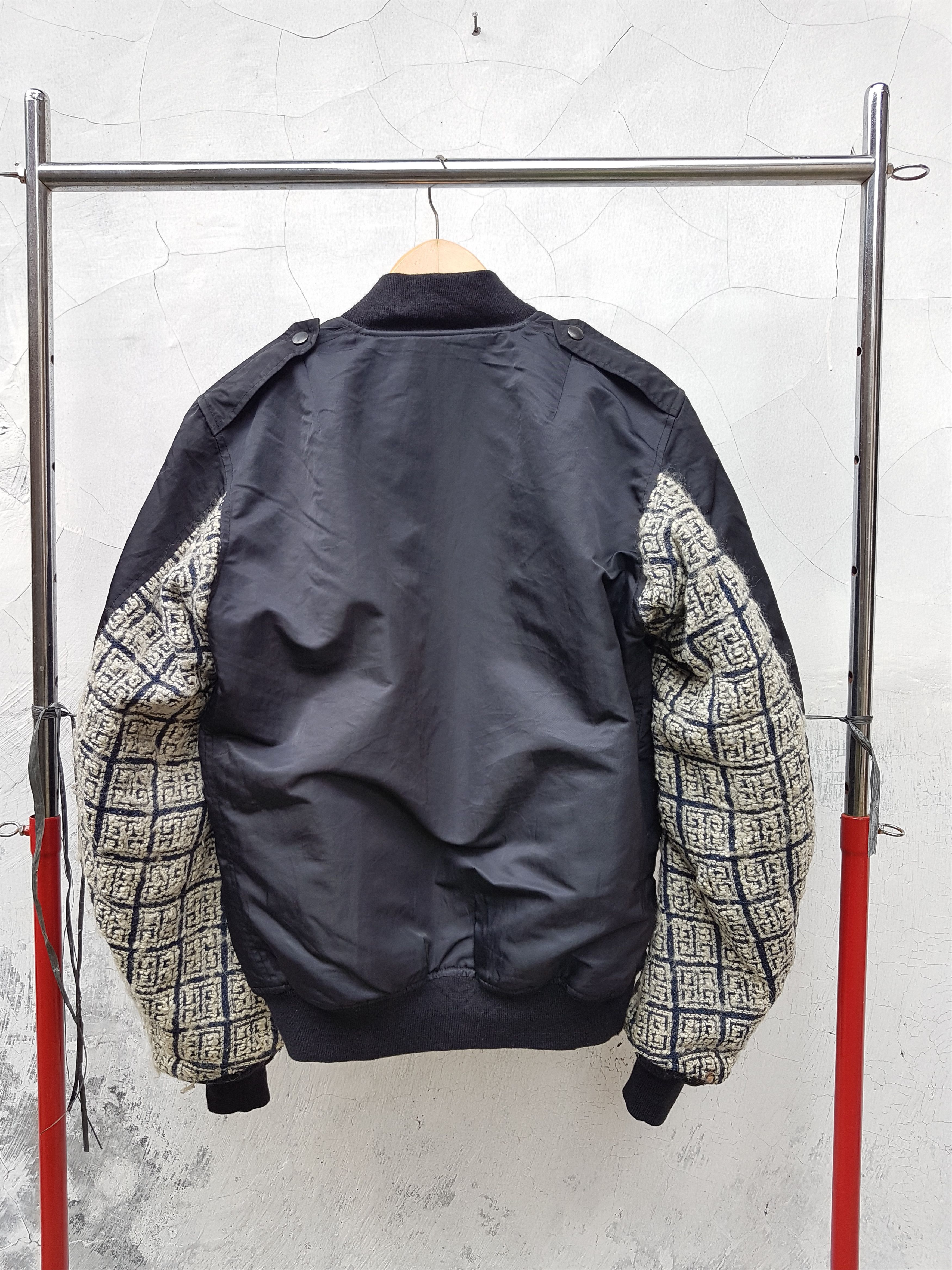 Japanese Brand AW 2006/07, GDC Military Bomber Patchwork Bomber Jacket Size US M / EU 48-50 / 2 - 3 Thumbnail