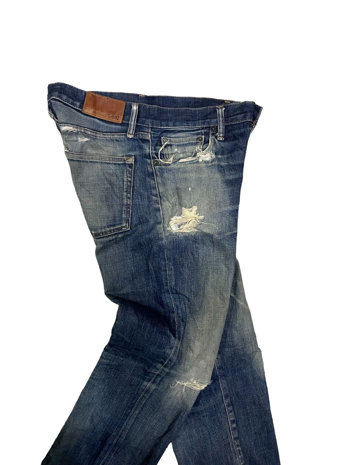 Japanese Brand Vintage Uniqlo S002 Indigo Washed Distressed Jeans Size US 31 - 14 Thumbnail