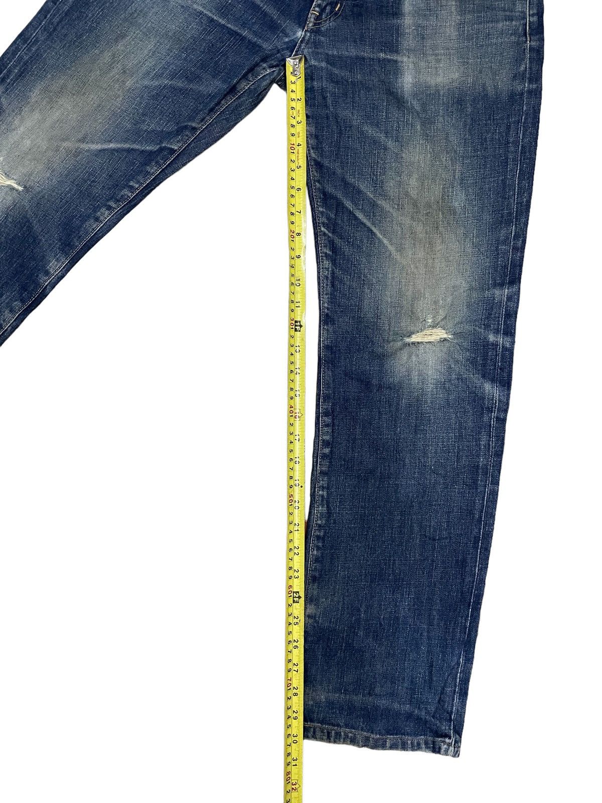 Japanese Brand Vintage Uniqlo S002 Indigo Washed Distressed Jeans Size US 31 - 20 Thumbnail