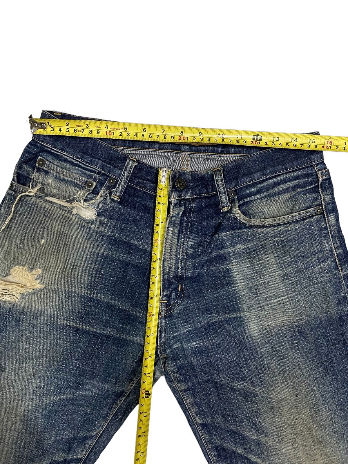 Japanese Brand Vintage Uniqlo S002 Indigo Washed Distressed Jeans Size US 31 - 18 Thumbnail
