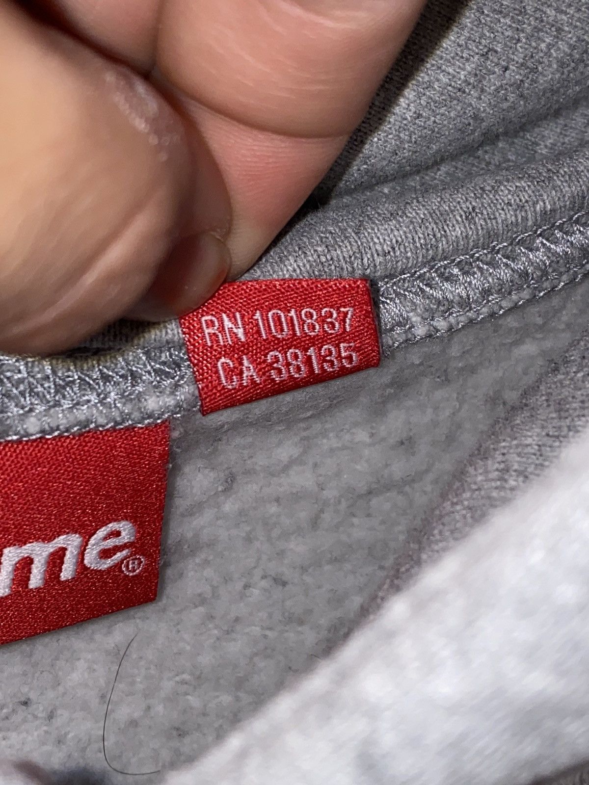 Supreme Supreme Tag Logo Hooded Sweatshirt Size US L / EU 52-54 / 3 - 4 Thumbnail