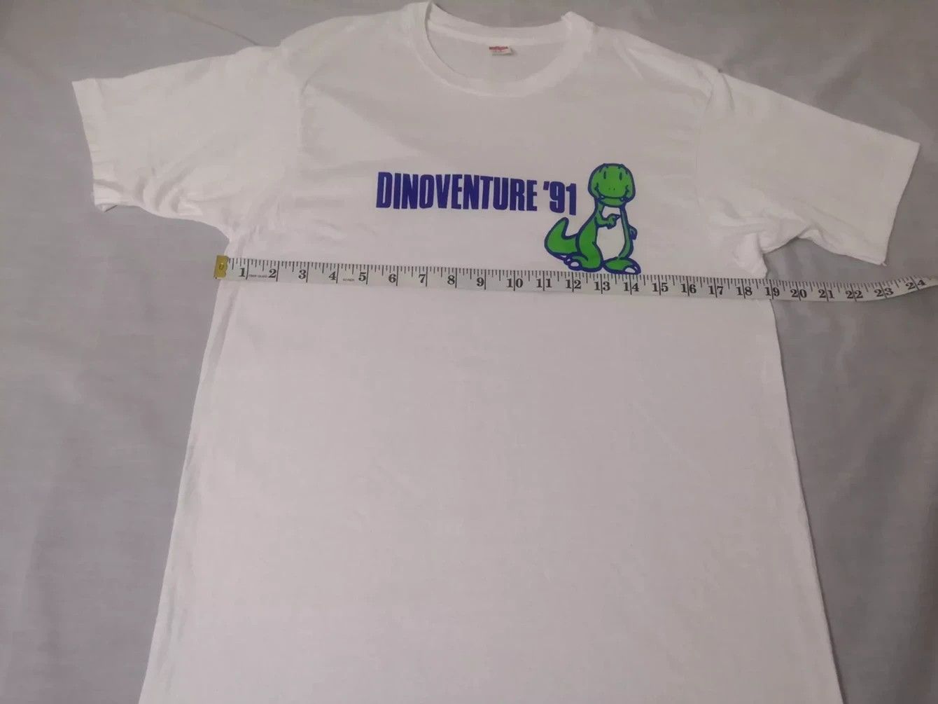 Cartoon Network × Vintage Vintage Dinoventure '91 Tee Manga Akira comics Stitches Size US L / EU 52-54 / 3 - 5 Thumbnail
