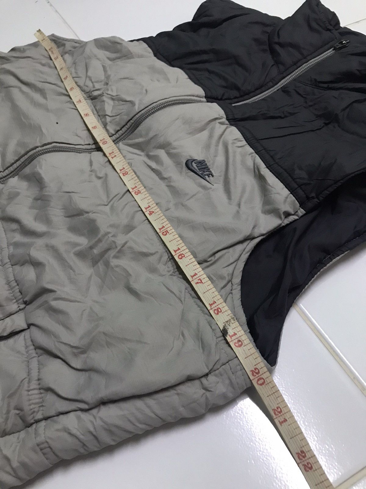 Nike Nike sleeveless down jacket Size US L / EU 52-54 / 3 - 6 Thumbnail