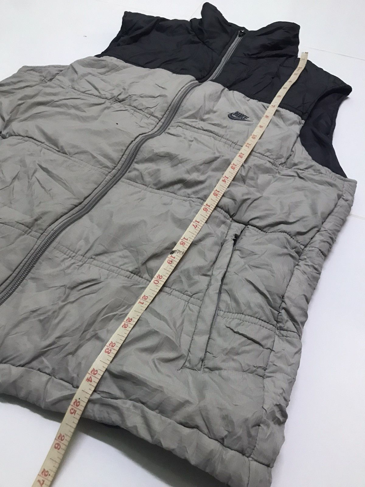 Nike Nike sleeveless down jacket Size US L / EU 52-54 / 3 - 7 Thumbnail