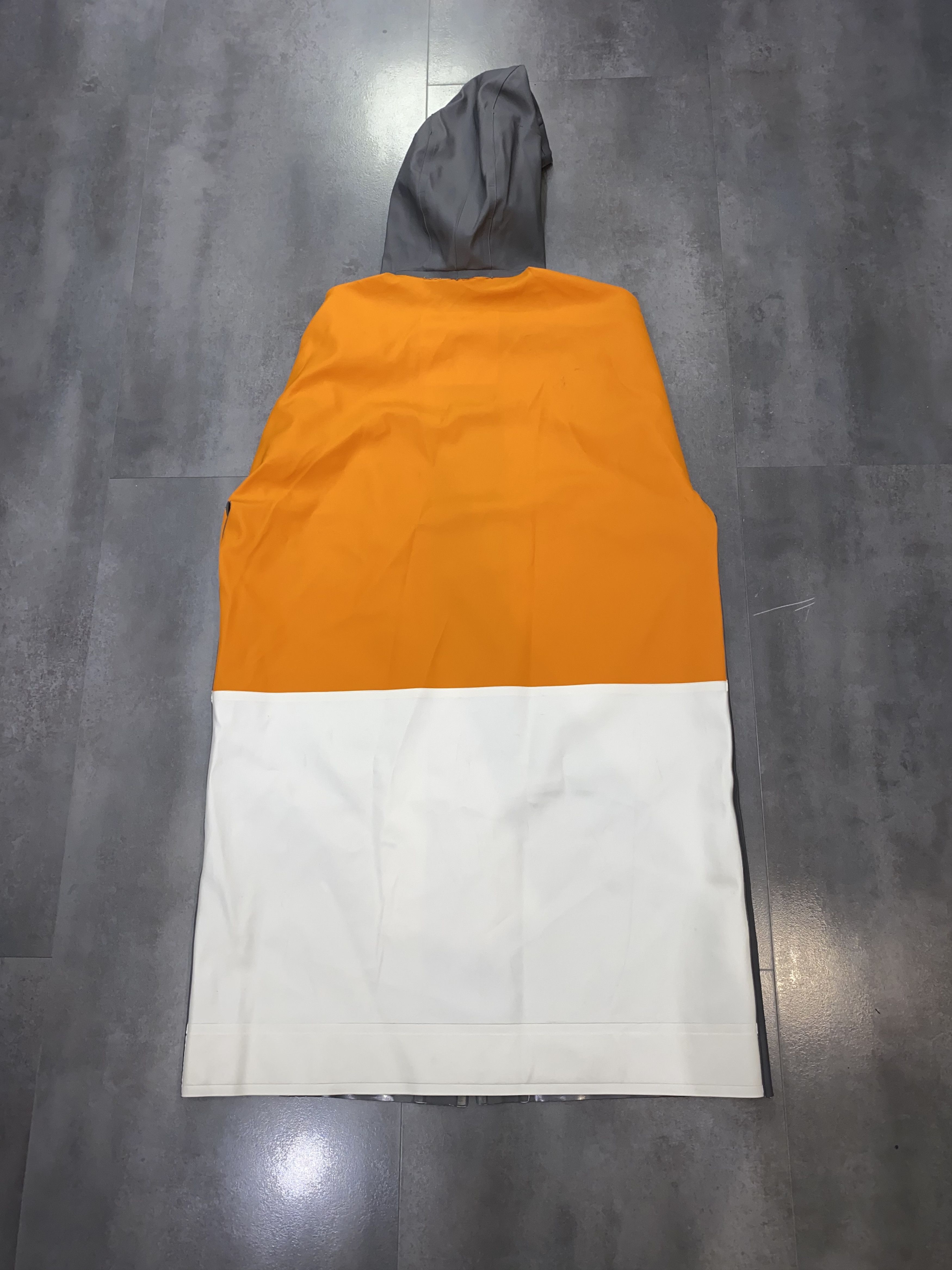 Marni !DS! Marni X Stutterheim Shortsleeve Hooded Raincoat Size US L / EU 52-54 / 3 - 6 Thumbnail