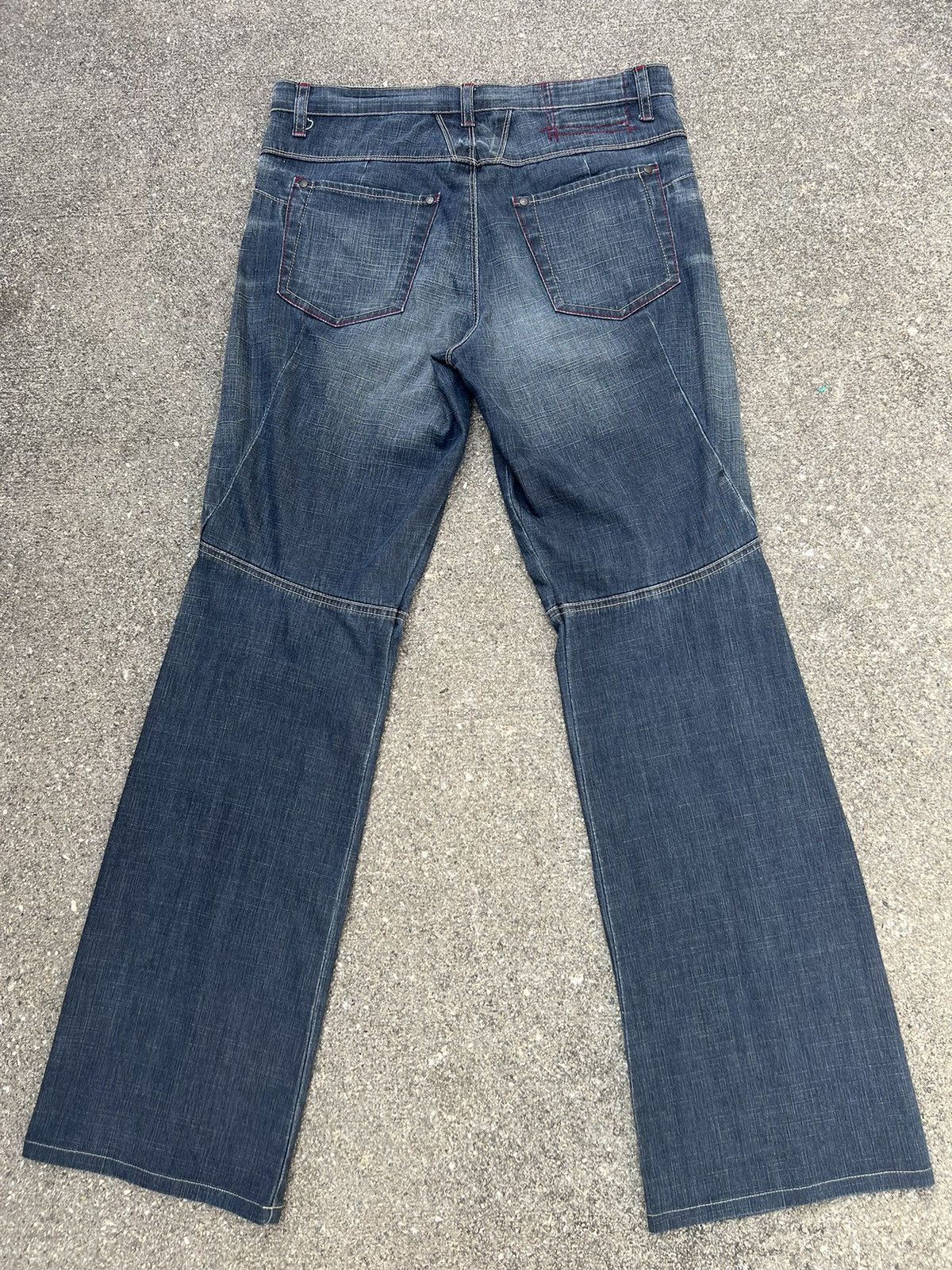 Le Grande Bleu (L.G.B.) Vintage MFG Stretch Fade Denim Flared Jeans Size US 31 - 5 Thumbnail