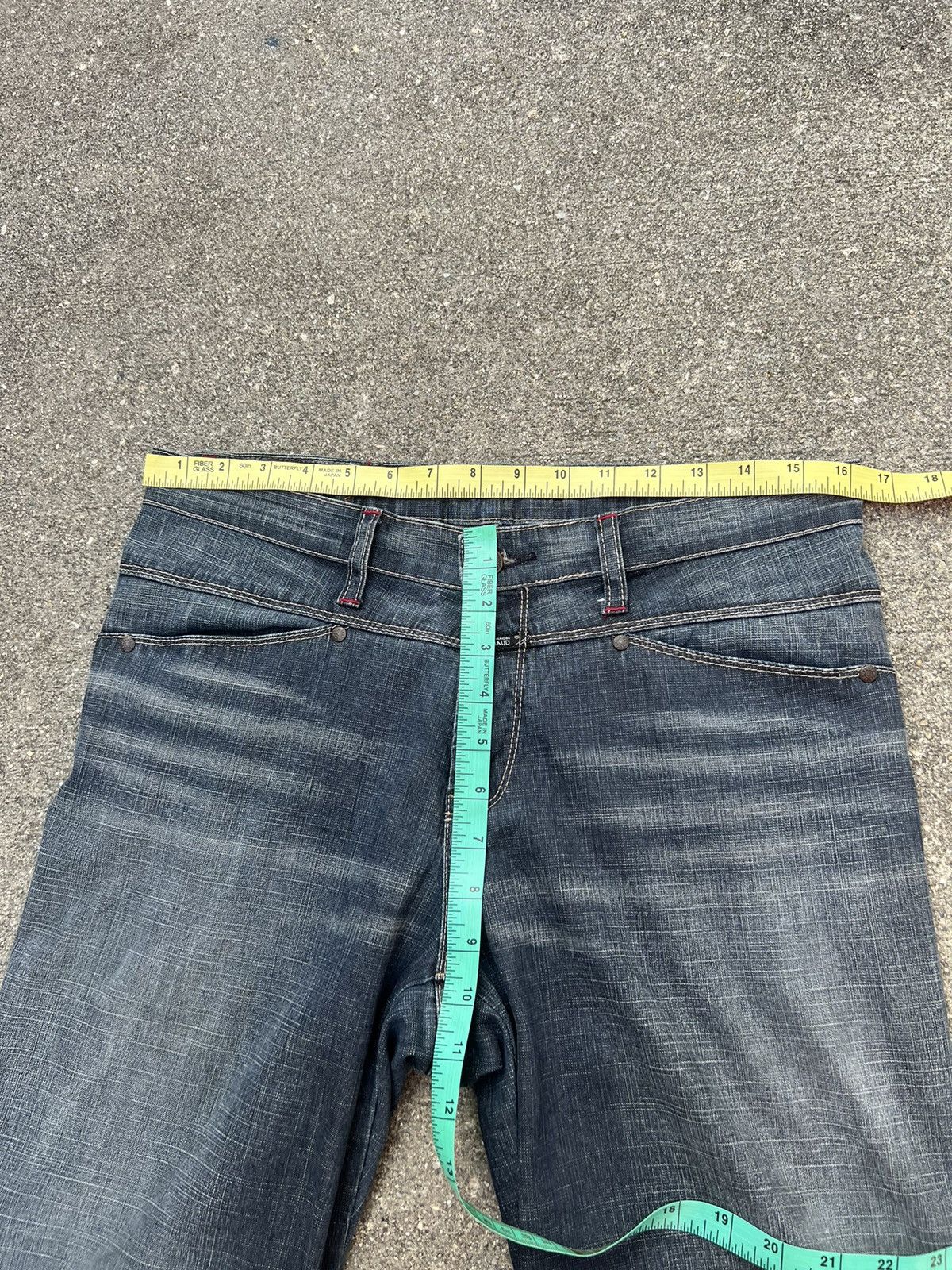 Le Grande Bleu (L.G.B.) Vintage MFG Stretch Fade Denim Flared Jeans Size US 31 - 2 Thumbnail