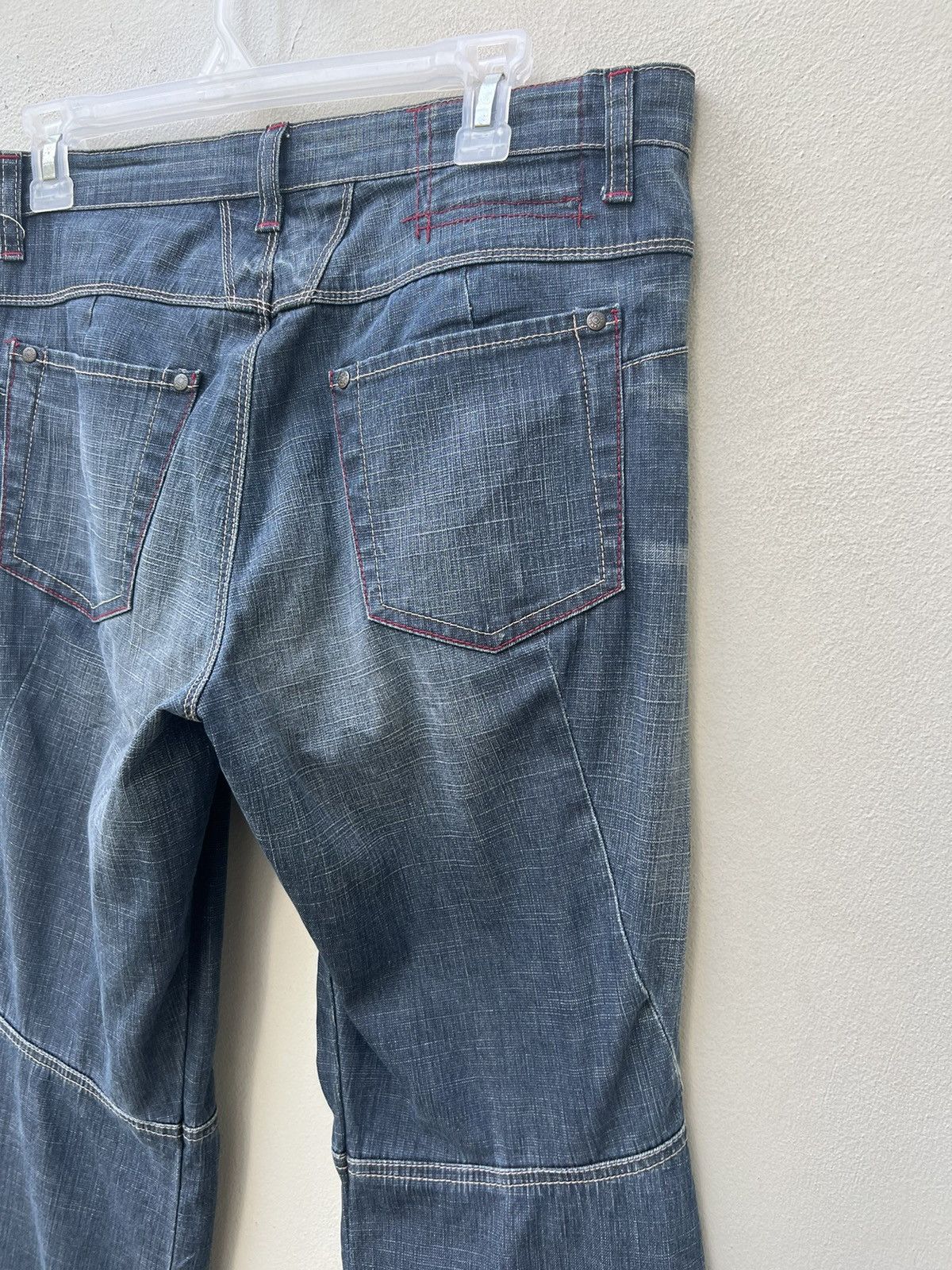 Le Grande Bleu (L.G.B.) Vintage MFG Stretch Fade Denim Flared Jeans Size US 31 - 16 Thumbnail
