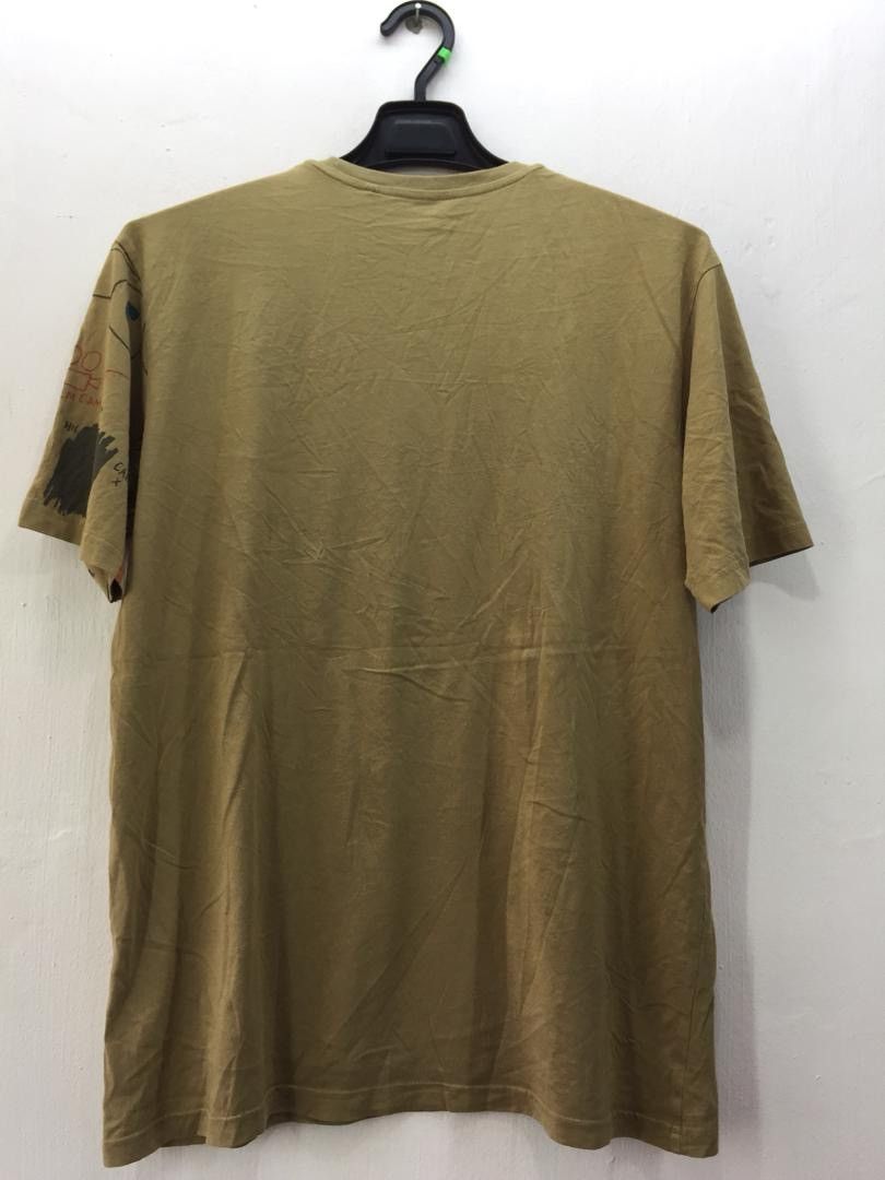 Jean-Michel Basquiat Jean Michel Basquiat X Uniqlo Size US XL / EU 56 / 4 - 2 Thumbnail