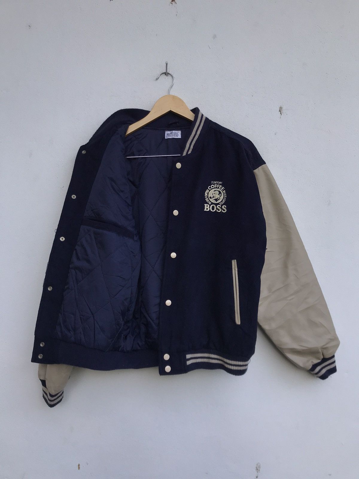 Other Suntory Coffee Boss Synthetic Leather Sleeve Varsity Jacket Size US M / EU 48-50 / 2 - 19 Thumbnail