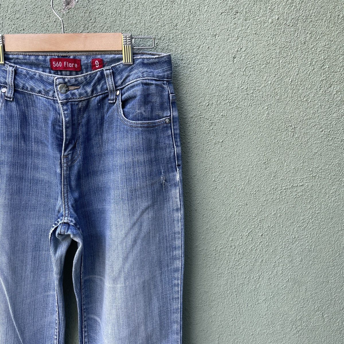 Levi's Vintage LEVI’S 560 FLARE Distress Denim Faded Pants Size US 29 - 2 Thumbnail