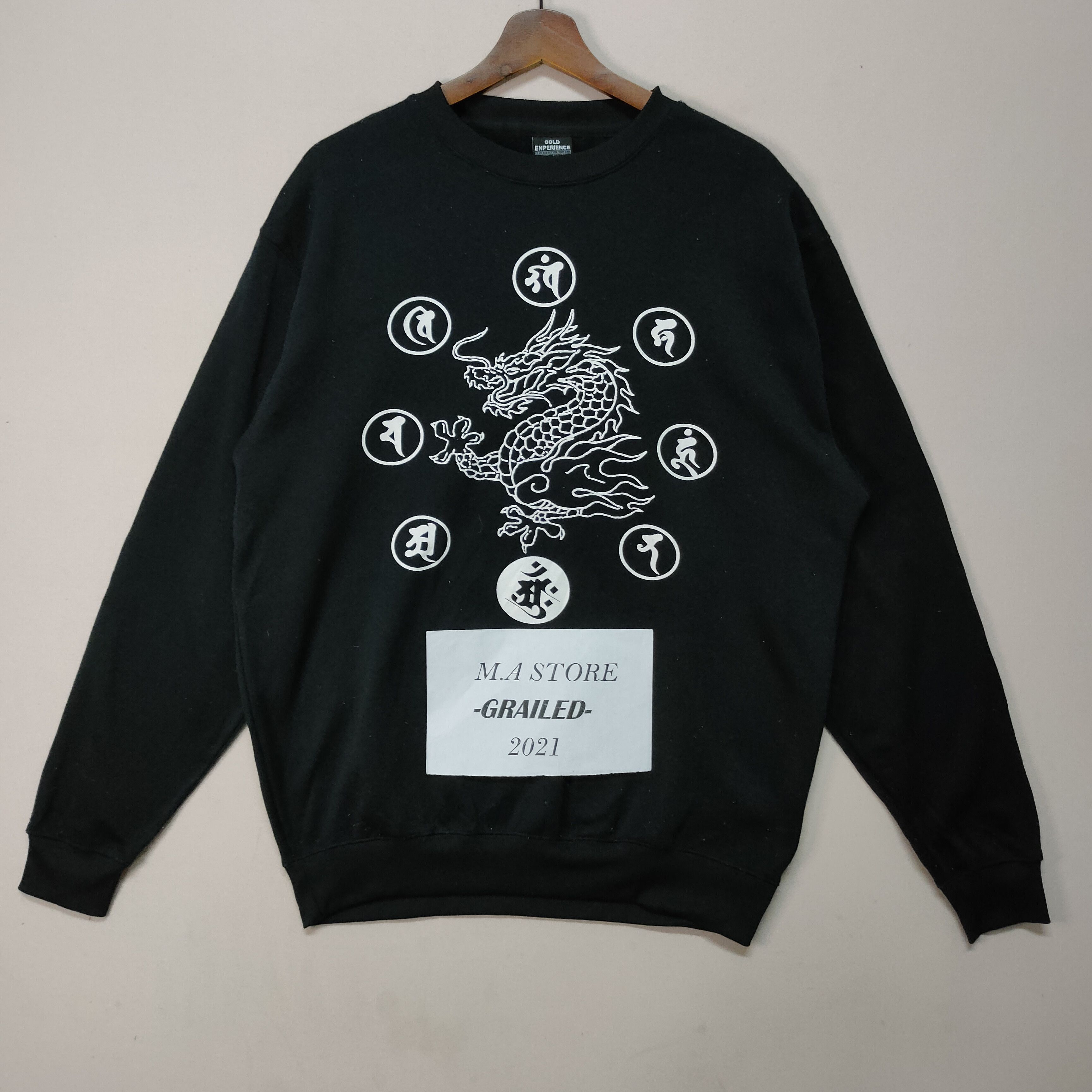 Japanese Brand Vintage Gold Experience dragon logo sweatshirt Size US XL / EU 56 / 4 - 1 Thumbnail