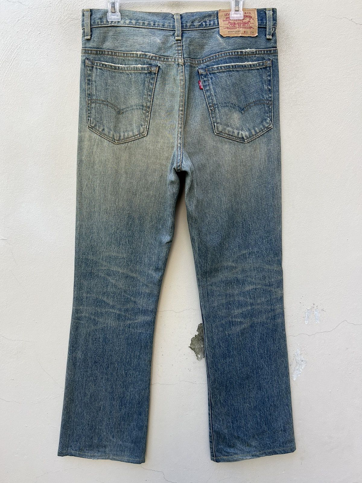 Levi's Vintage Clothing VTG 2002 LVC Levi’s 517 Big E Mud Wash Denim Flared Jeans Size US 32 / EU 48 - 15 Thumbnail