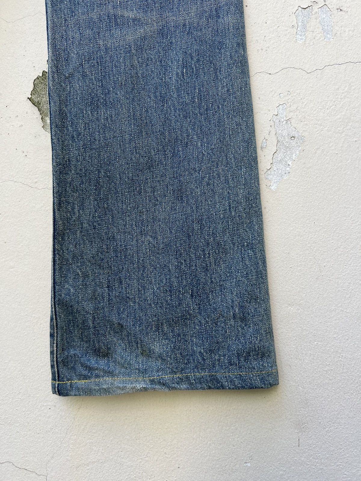 Levi's Vintage Clothing VTG 2002 LVC Levi’s 517 Big E Mud Wash Denim Flared Jeans Size US 32 / EU 48 - 23 Thumbnail
