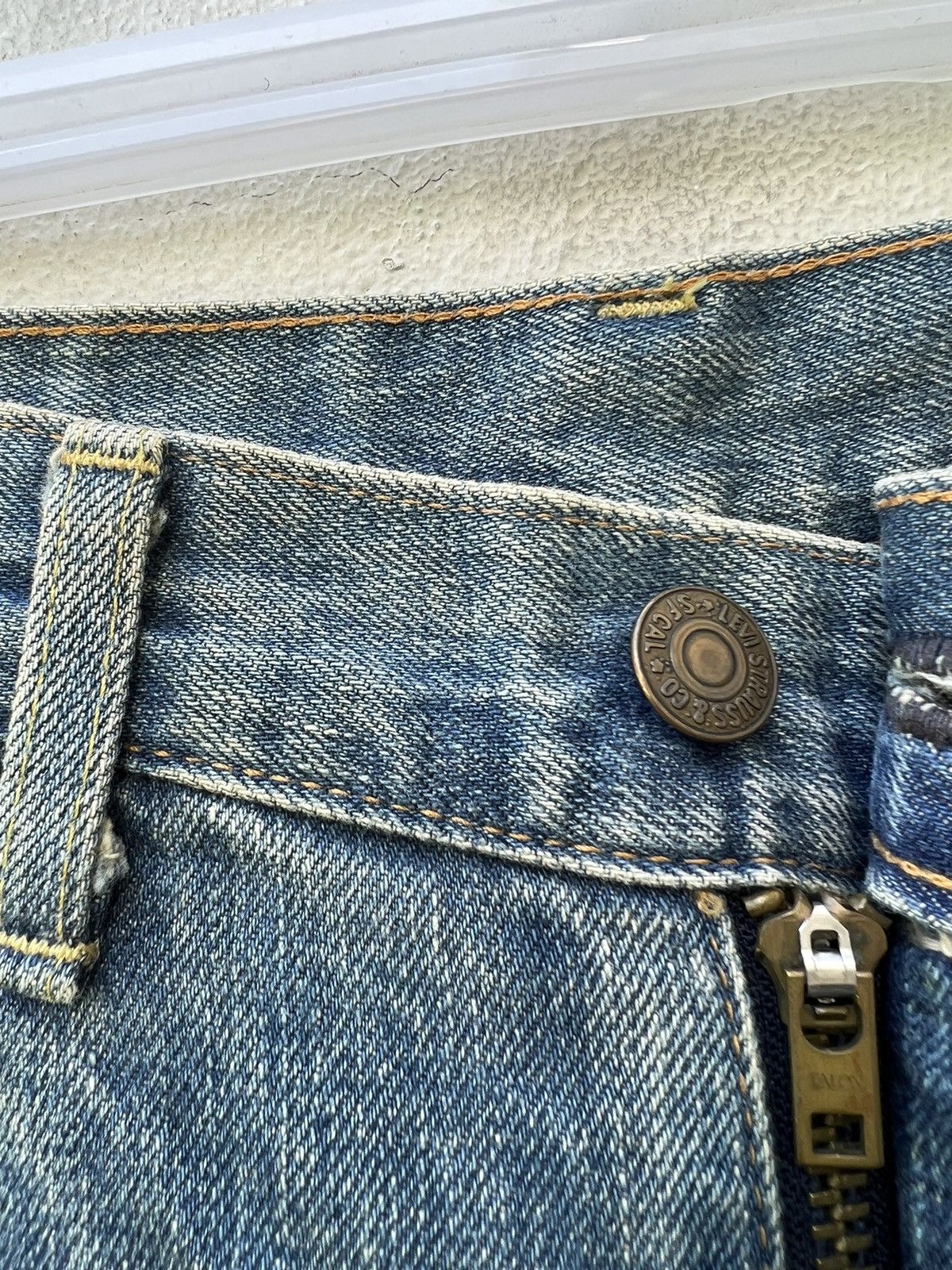 Levi's Vintage Clothing VTG 2002 LVC Levi’s 517 Big E Mud Wash Denim Flared Jeans Size US 32 / EU 48 - 7 Thumbnail