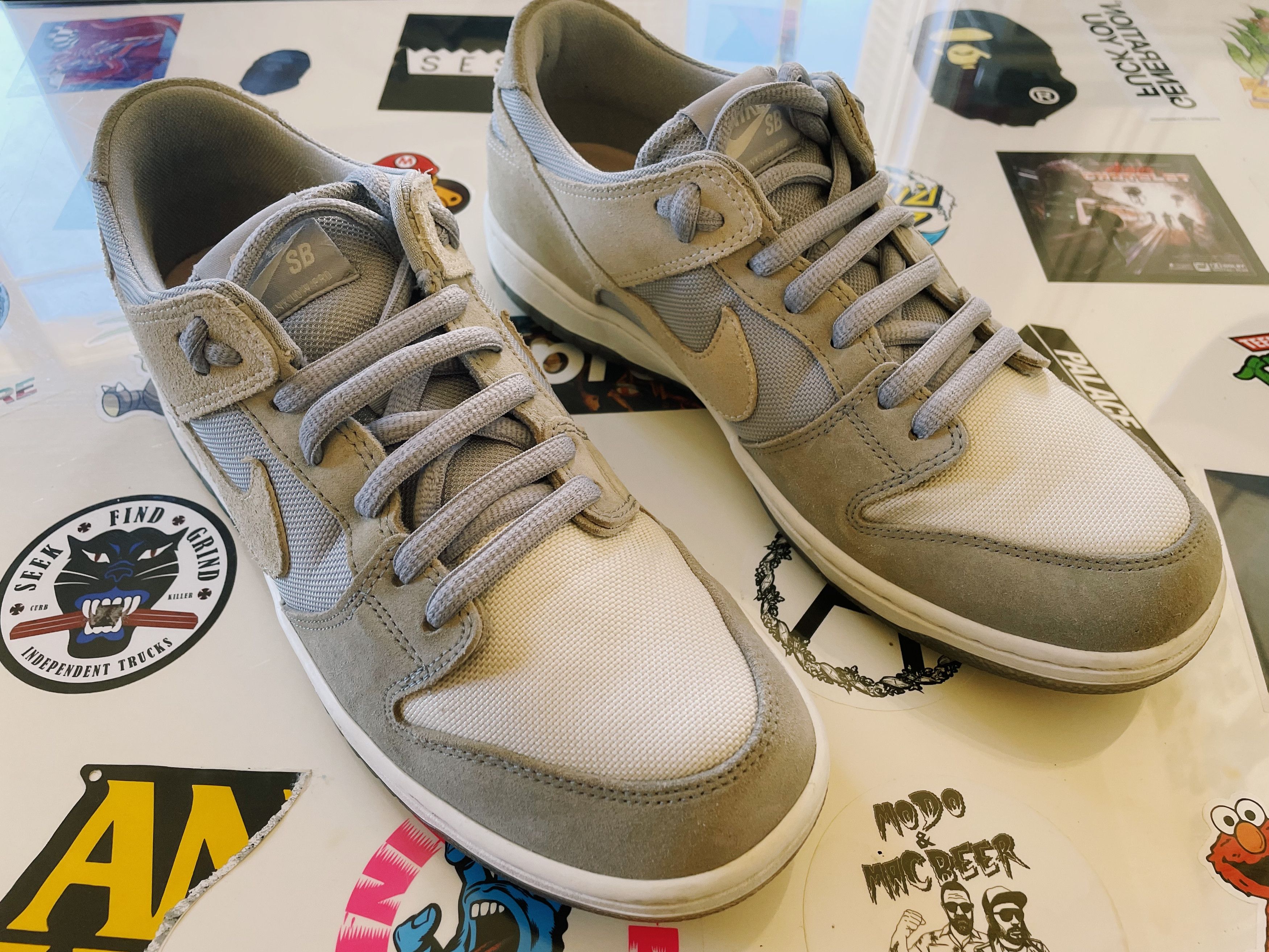 Nike Nike SB Zoom Dunk Low Pro Wolf Grey Summit White Clear Size US 12 / EU 45 - 1 Thumbnail