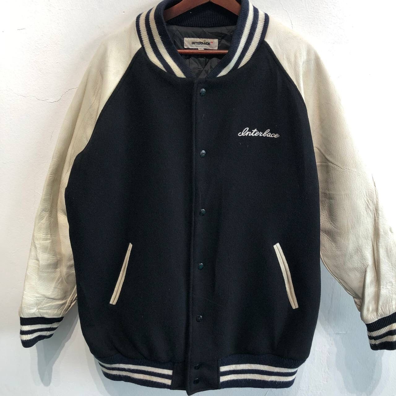 Vintage Interface Clan Black Big Logo Varsity Jacket Size US XL / EU 56 / 4 - 4 Thumbnail