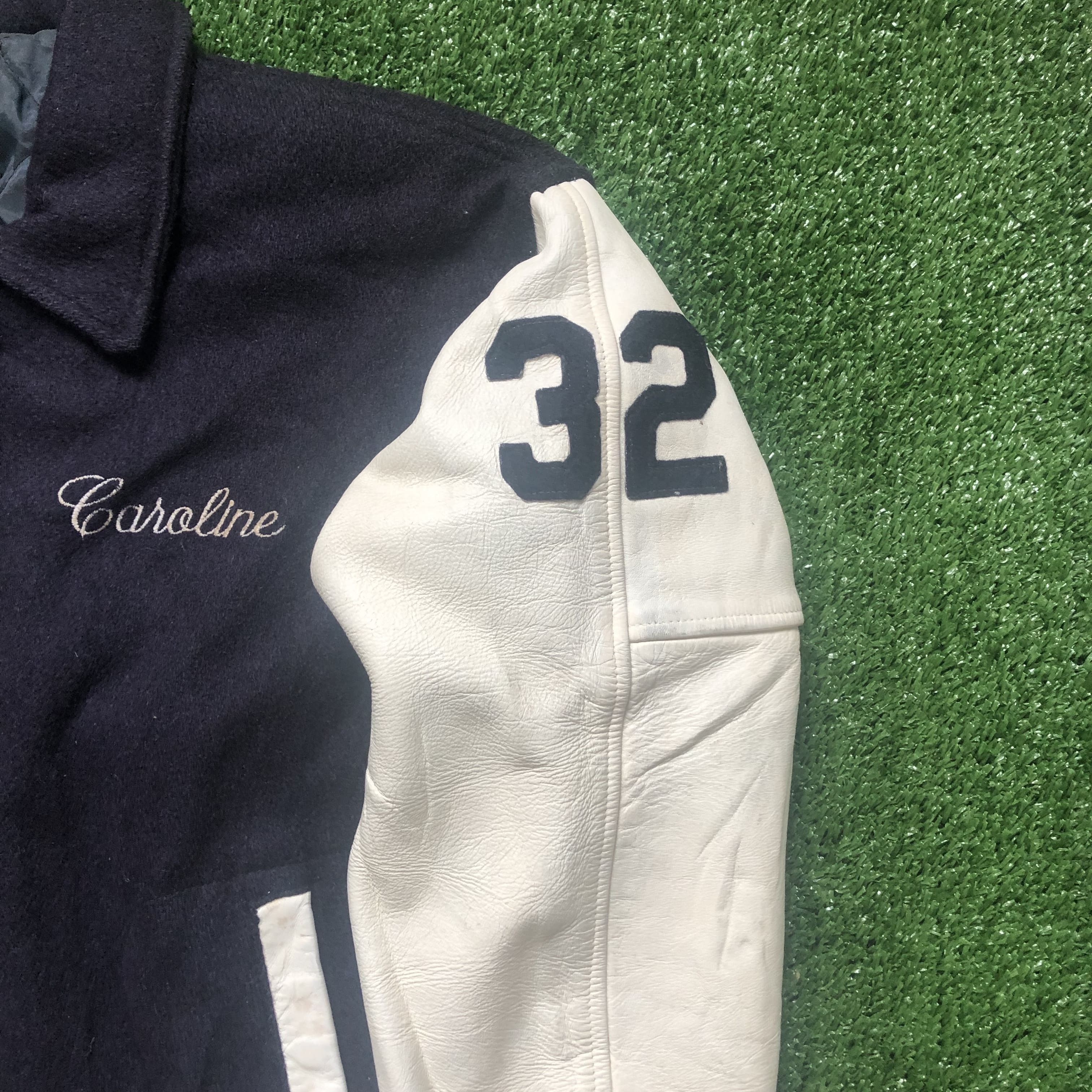 Vintage Vintage St. Hugh's Leather Sleeve Letterman Jacket Size US M / EU 48-50 / 2 - 9 Thumbnail
