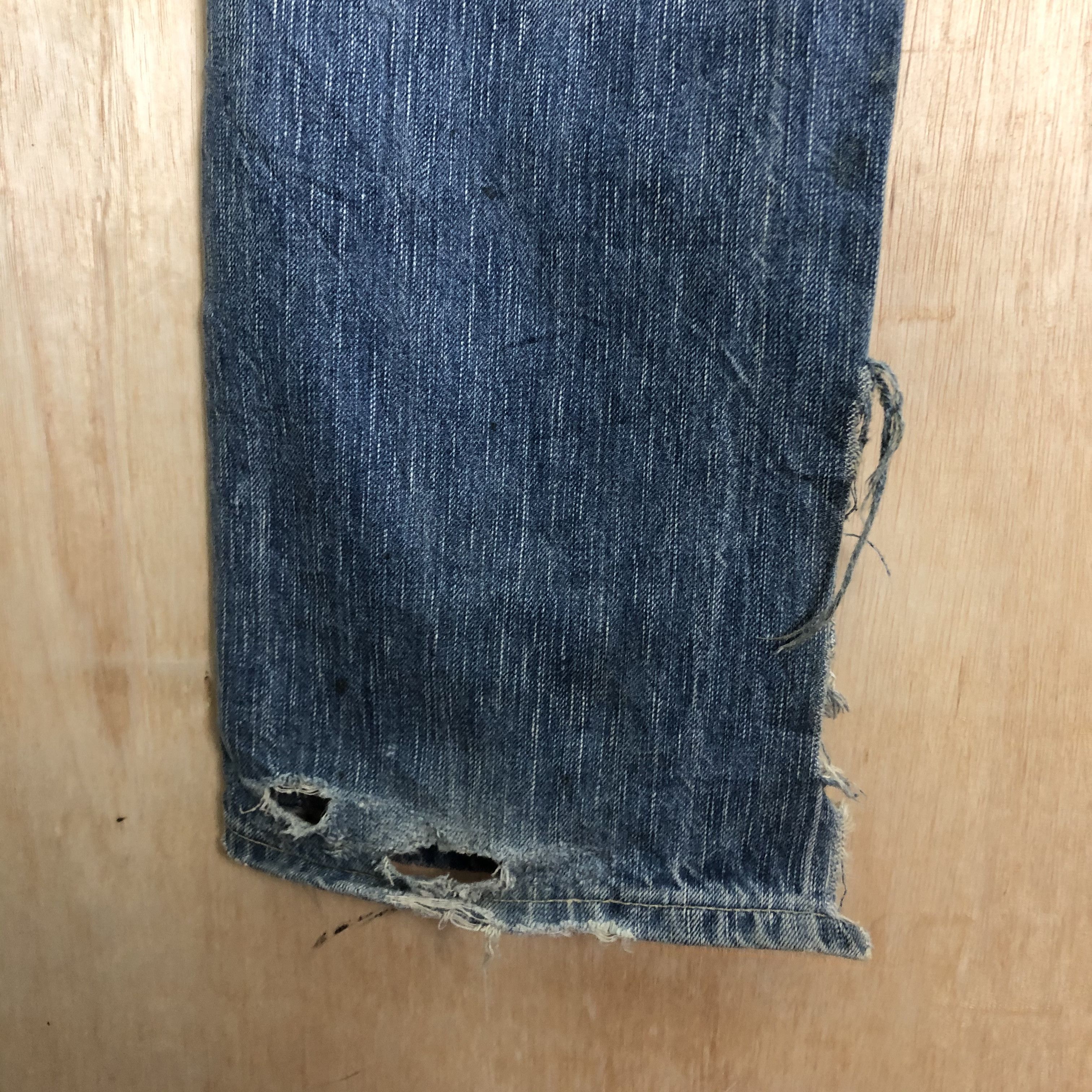 Edwin DL Edwin Blue Trip Distressed Blue Denim pants #c006 Size US 31 - 14 Thumbnail