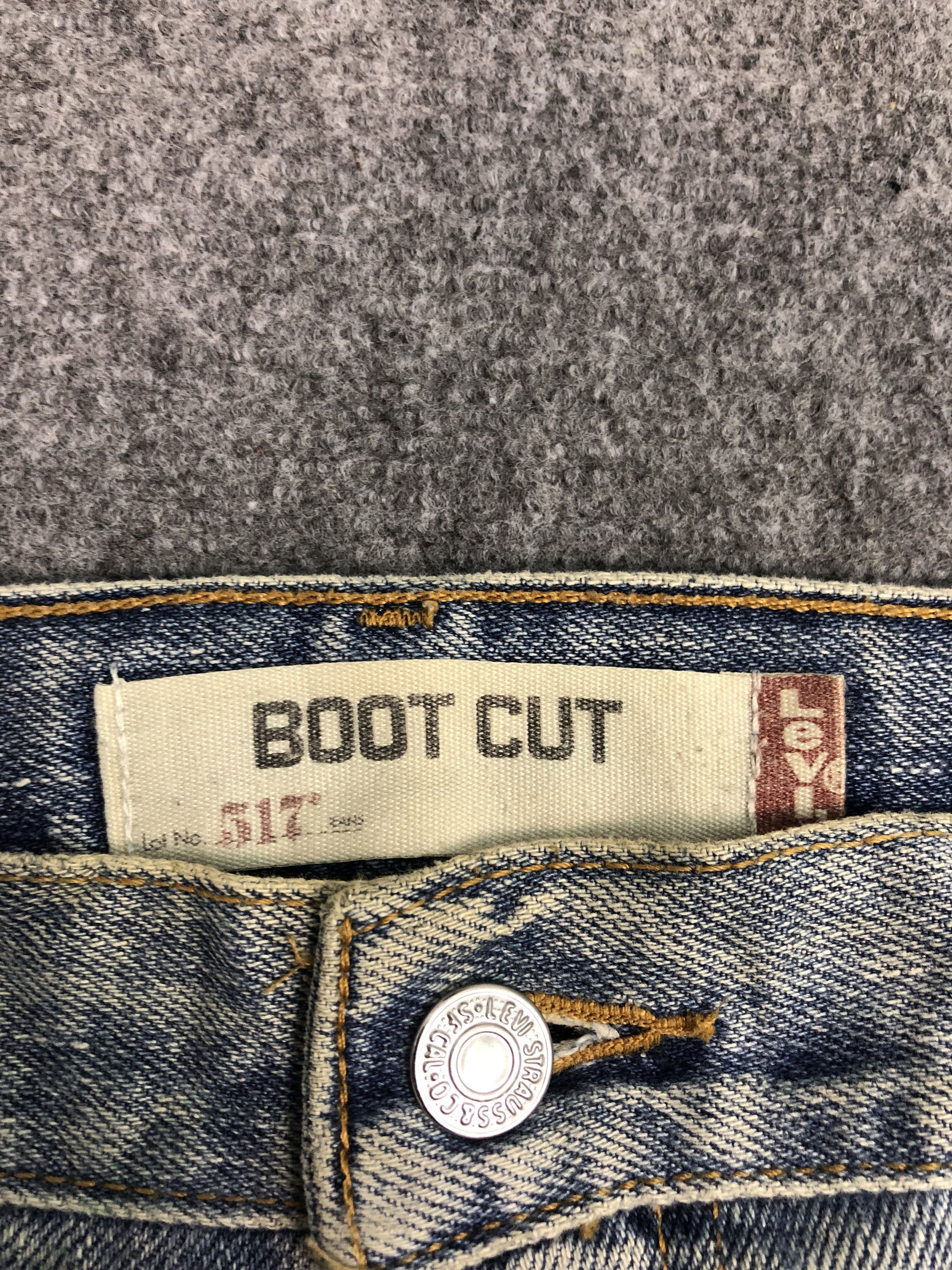 Levi's × Vintage Vintage Levis 517 Flared Boot Cut Faded Blue Jeans DP0473 Size US 36 / EU 52 - 7 Thumbnail