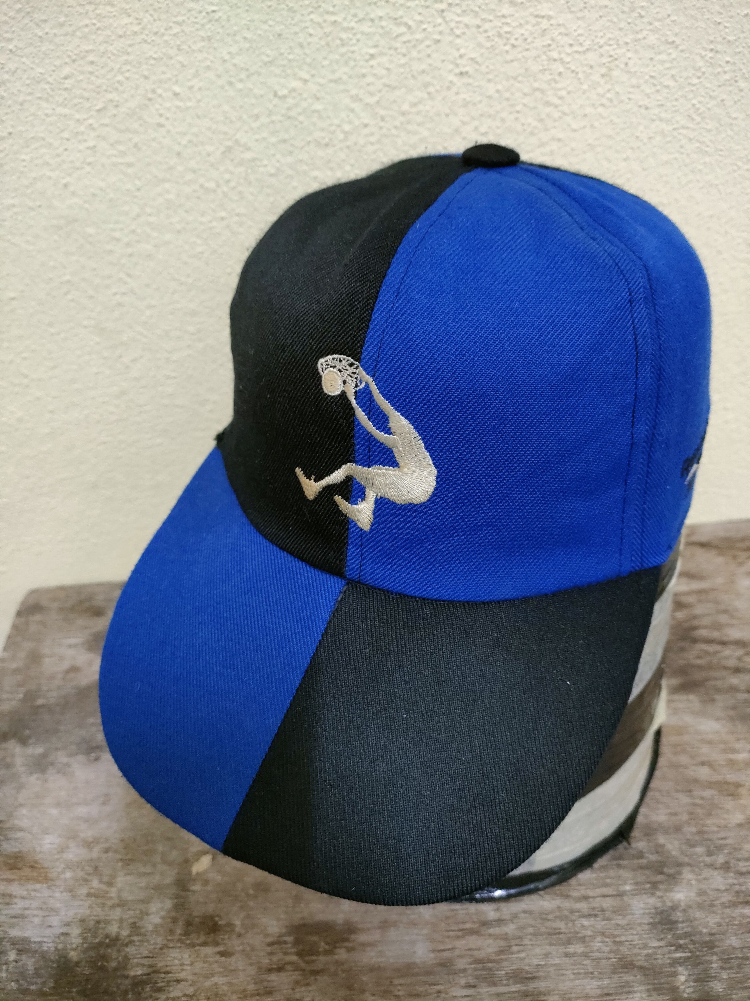 NBA Vintage Shaq Reebok Hat Size ONE SIZE - 1 Thumbnail