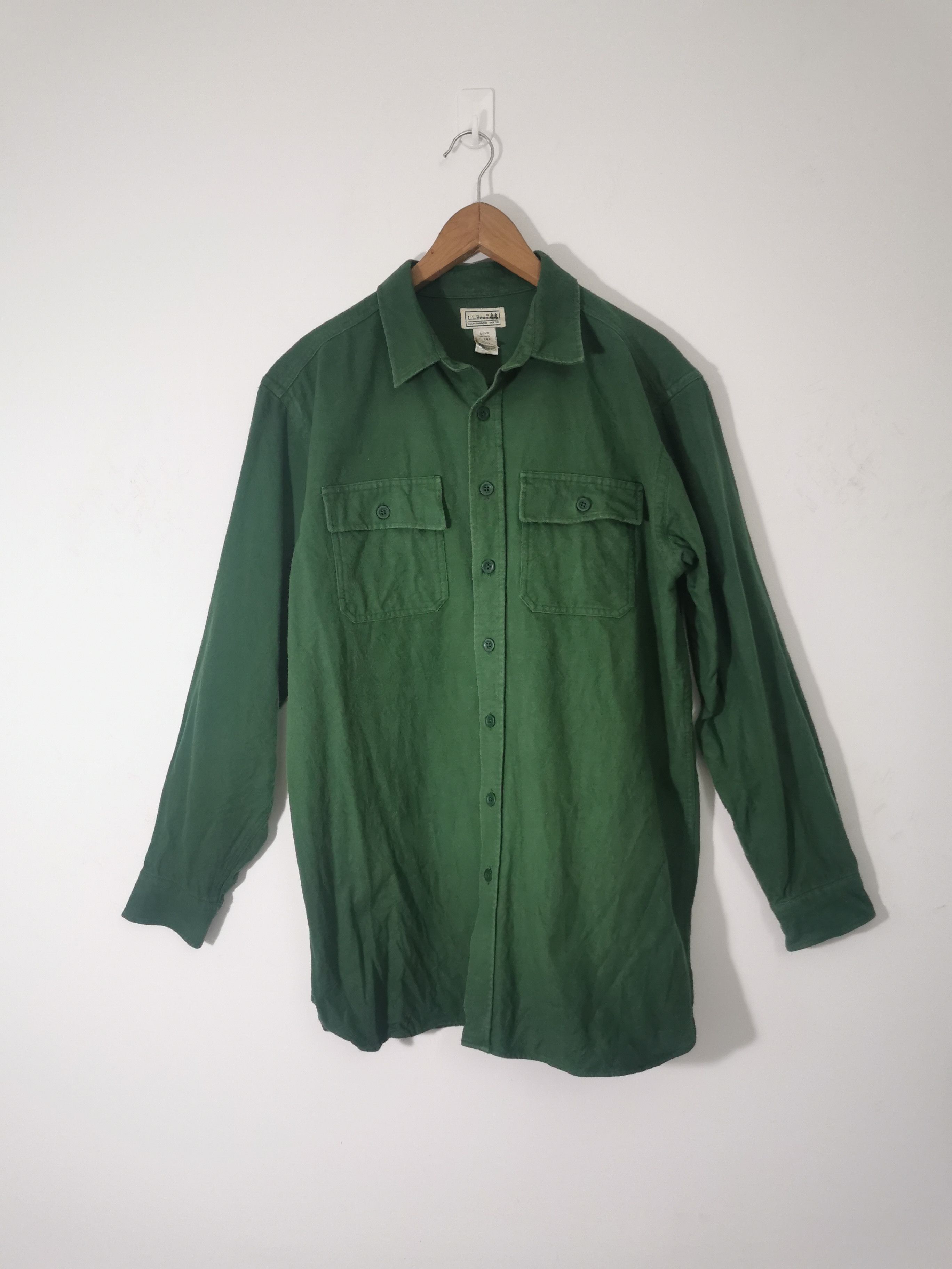 L.L. Bean Vintage LL Bean Chamois Cotton Shirt Made in Bulgaria Size US L / EU 52-54 / 3 - 1 Thumbnail