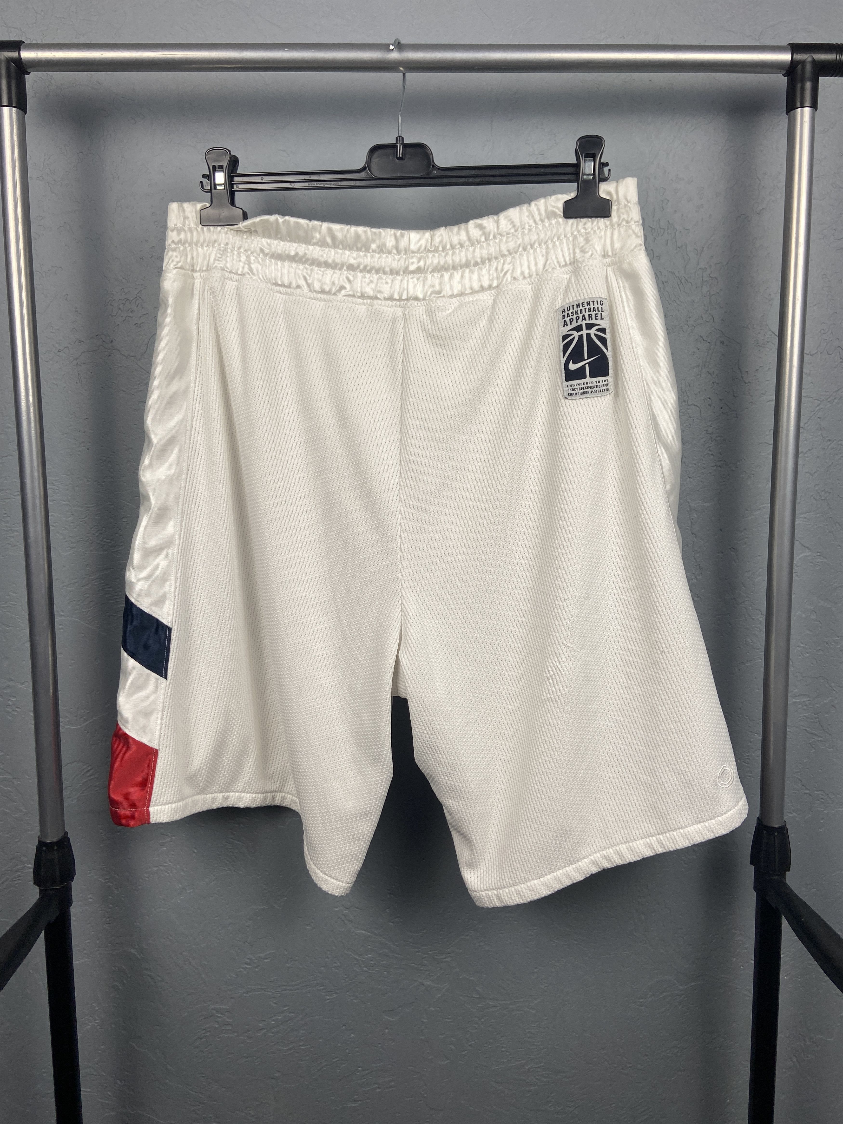 Nike Vintage Nike Basketball Mens Shorts Y2K Size US 34 / EU 50 - 4 Thumbnail