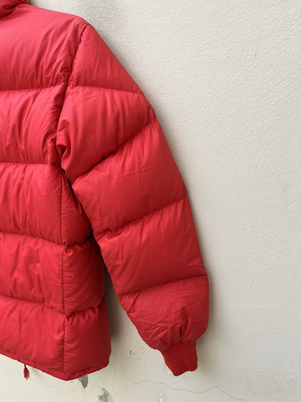 Asics Vintage 80s Moncler X Asics Japan Red Puffer Down Jacket Size US S / EU 44-46 / 1 - 10 Thumbnail