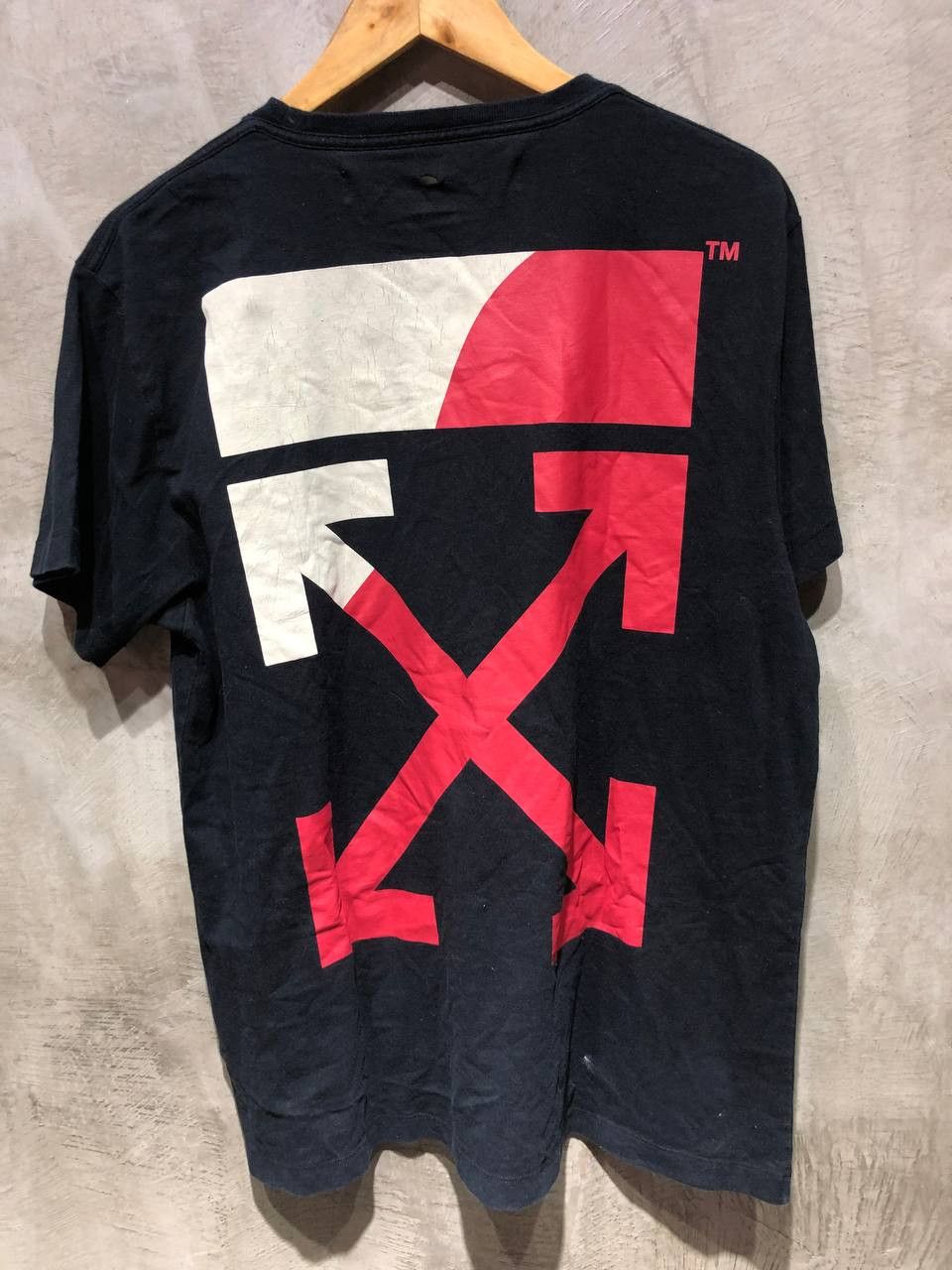 image of Off White Off-White Split Arrows Tee in Black, Men's (Size Large)