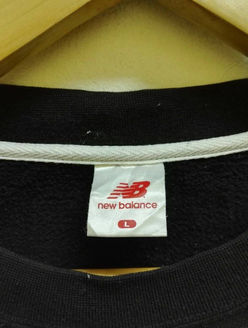Japanese Brand New Balance Black colour embroidered Logo Size US L / EU 52-54 / 3 - 4 Thumbnail