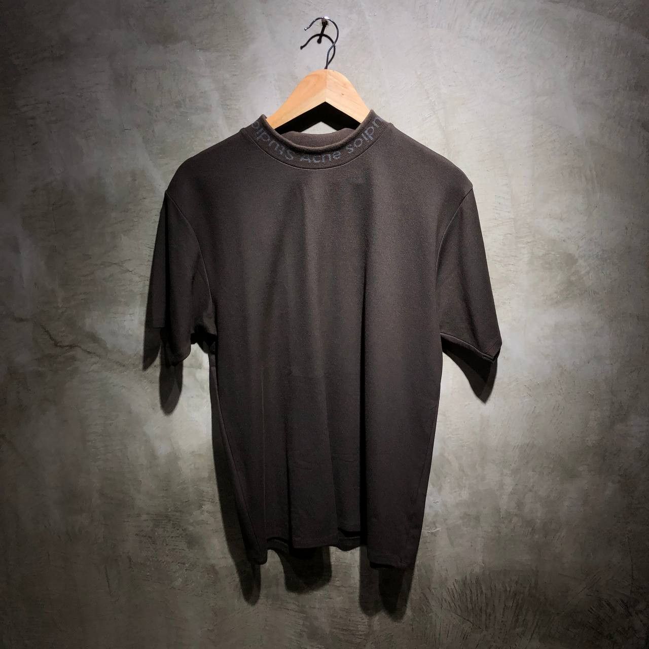 Acne Studios Logo neck tee