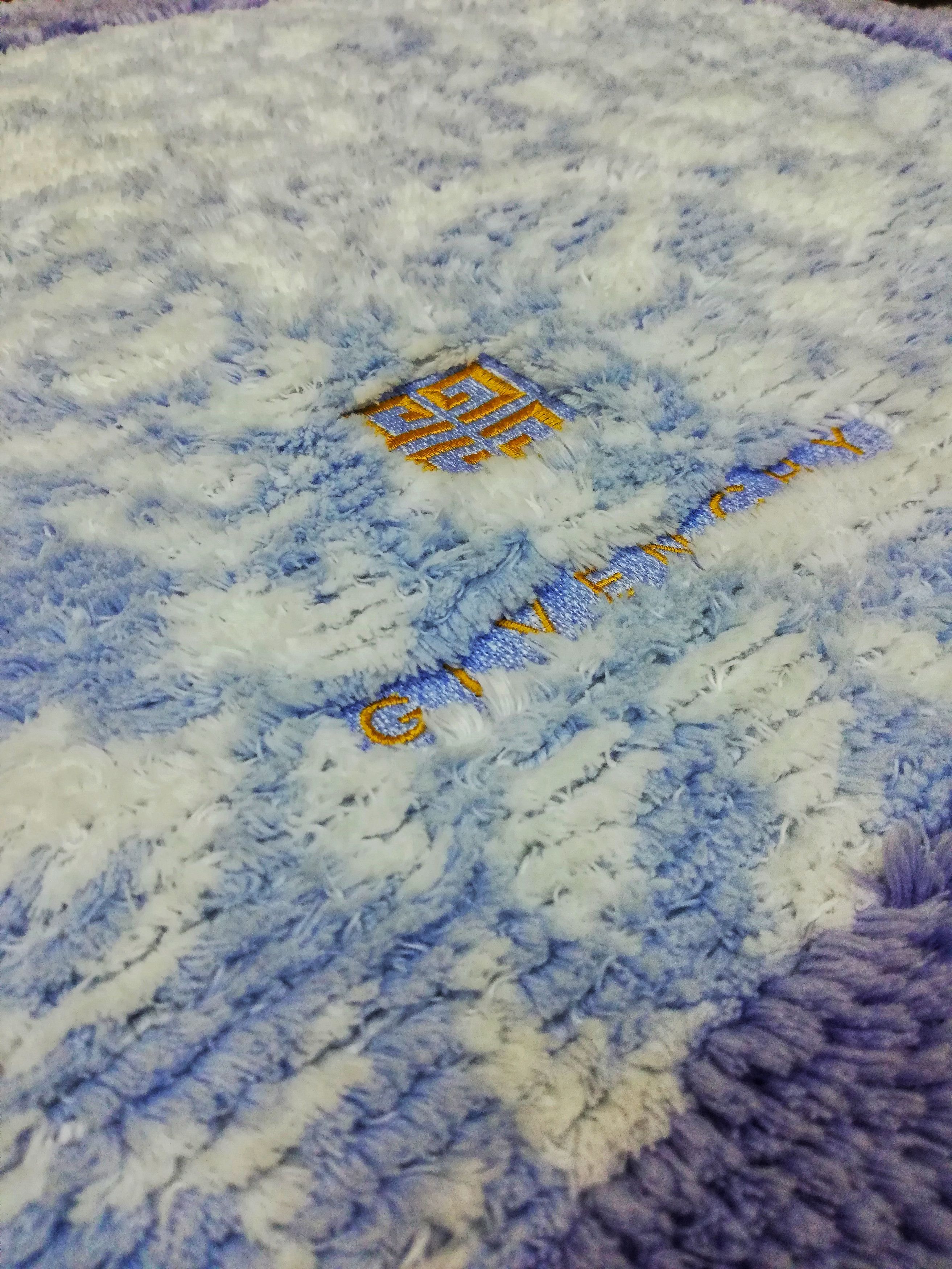 Givenchy 🔥Givenchy Big Logo Floral Rug Size (H 71.1 × W 50.8 "cm) Size ONE SIZE - 7 Thumbnail