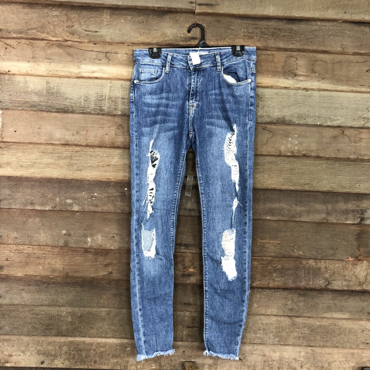 Stradivarius Stradivarius skinny Blue distressed Denim Jeans Pants #4580 Size 28" / US 6 / IT 42 - 1 Thumbnail