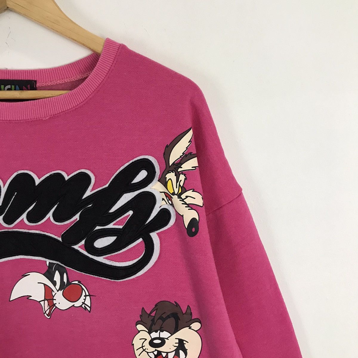 Cartoon Network Looney Tunes Characters by Migician Sweatshirt Size US L / EU 52-54 / 3 - 4 Thumbnail