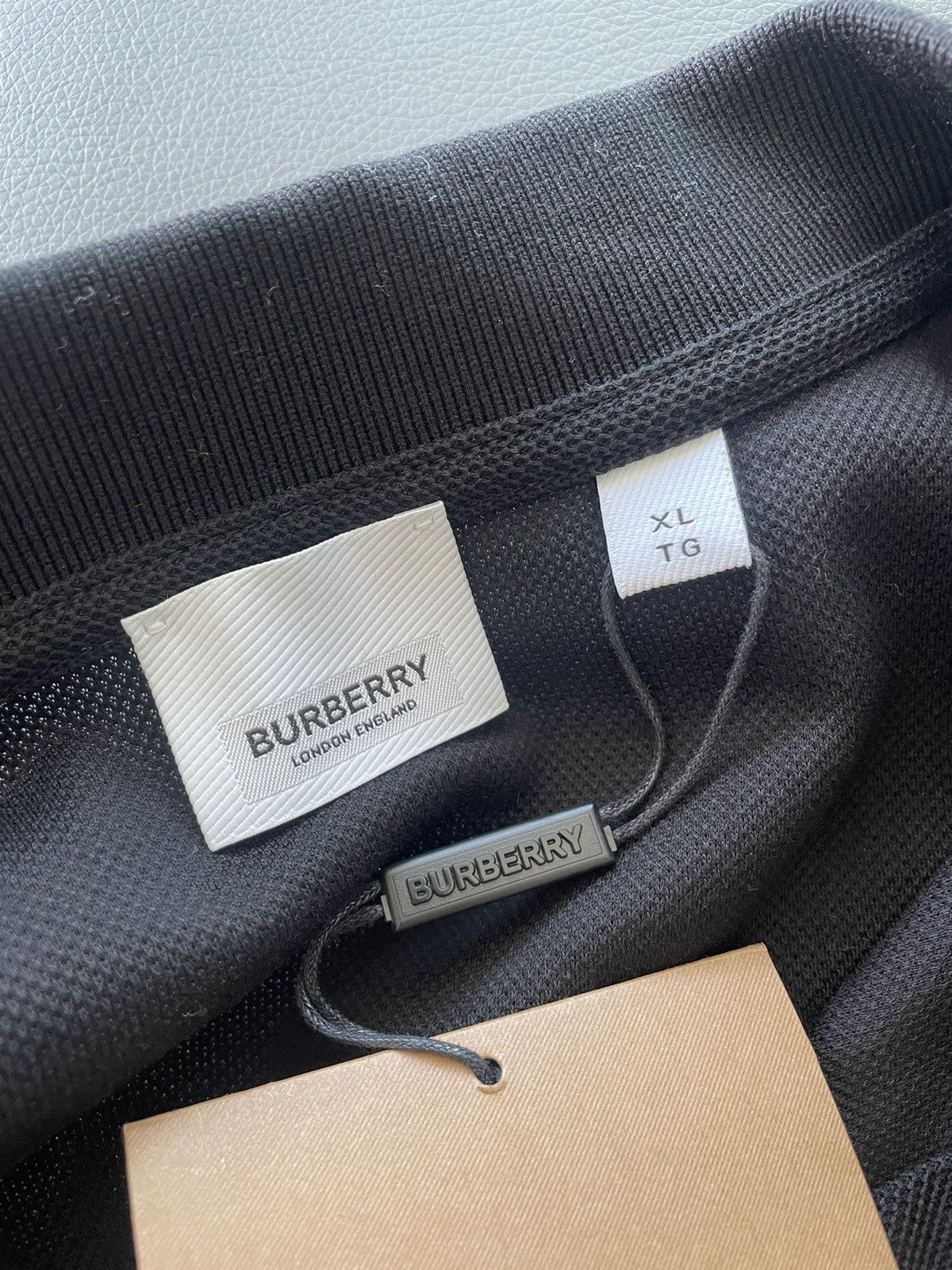 Burberry Brand New Limited Edition Iconic BBR Logo Polo Tee T-shirt Size US XL / EU 56 / 4 - 23 Thumbnail