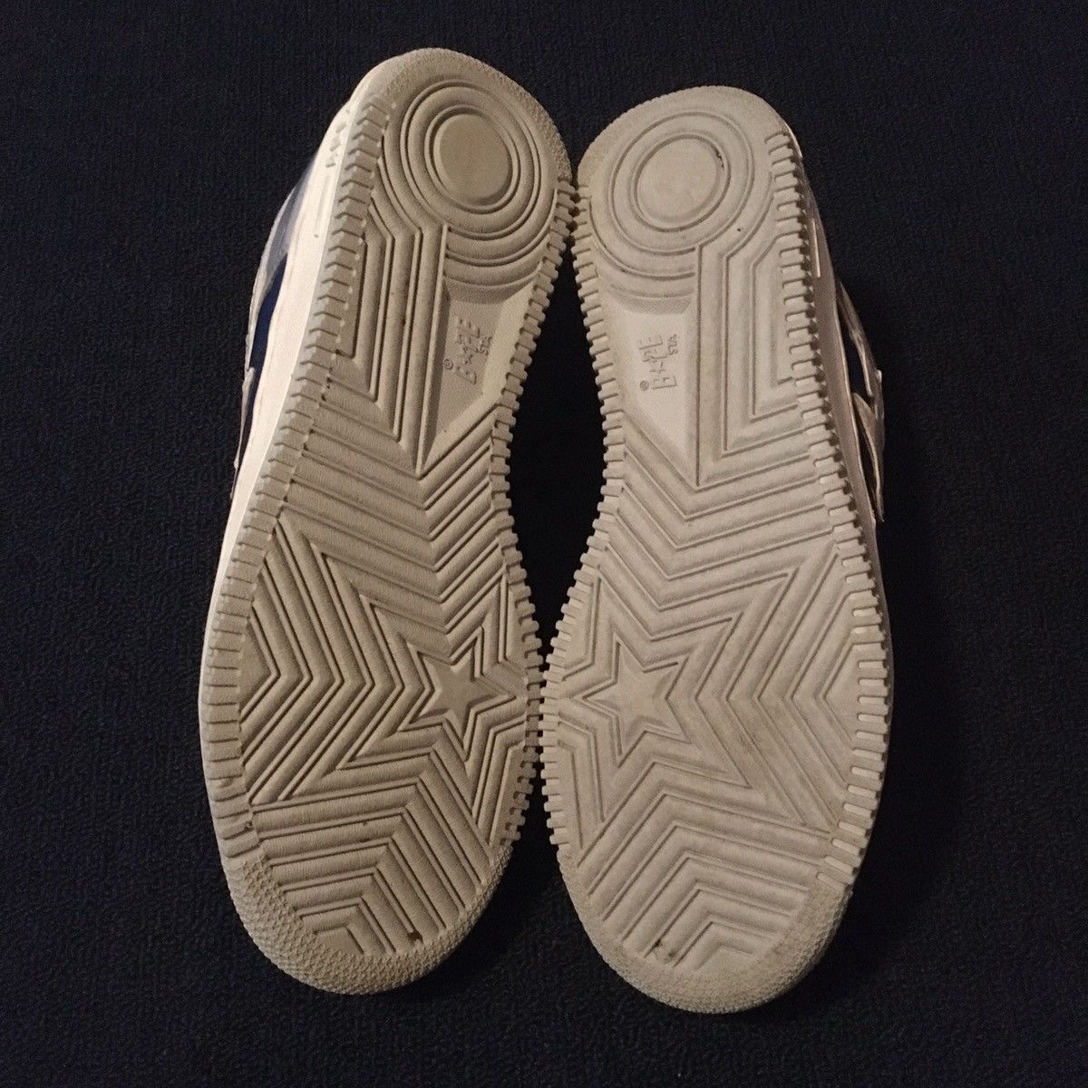 Bape × Kaws BAPE x KAWS BAPESTA Size US 10.5 / EU 43-44 - 5 Thumbnail