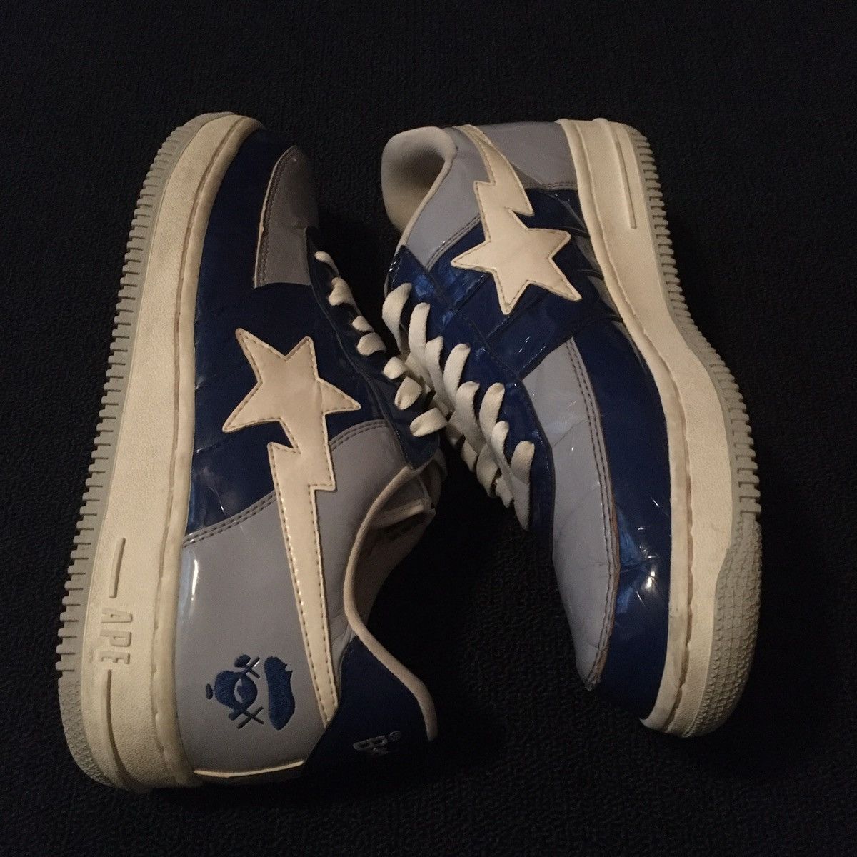 Bape × Kaws BAPE x KAWS BAPESTA Size US 10.5 / EU 43-44 - 3 Thumbnail