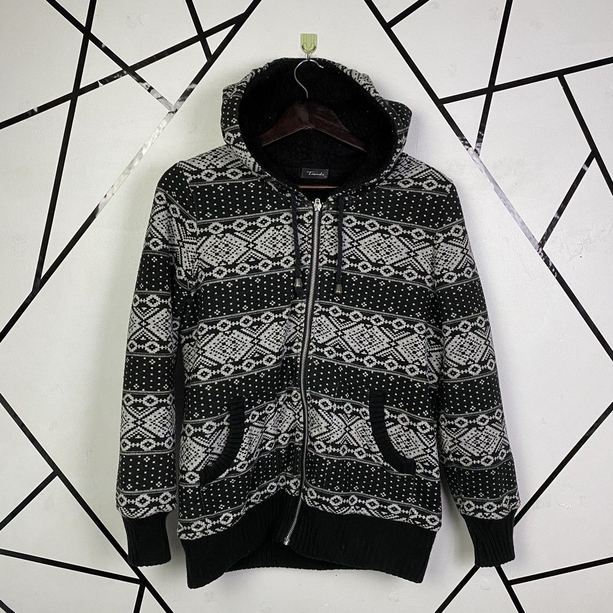 Japanese Brand × Vintage Vintage🔥🔥 Full Print Native Sherpa Lining Zipper Hoodie Size L / US 10 / IT 46 - 1 Thumbnail