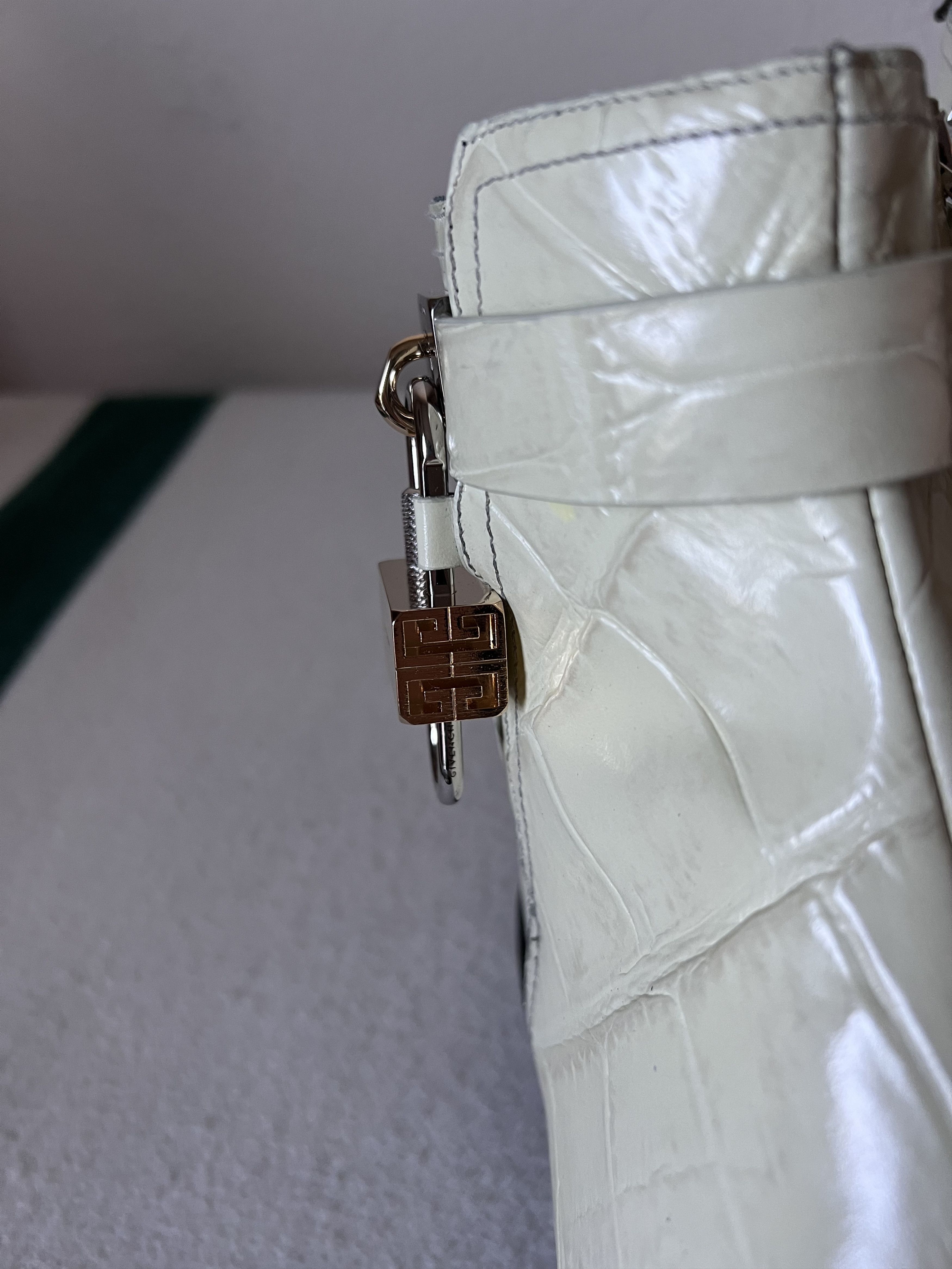 Givenchy Givenchy Lock Leather Ankle Boots in Off White Size US 10 / EU 43 - 4 Thumbnail