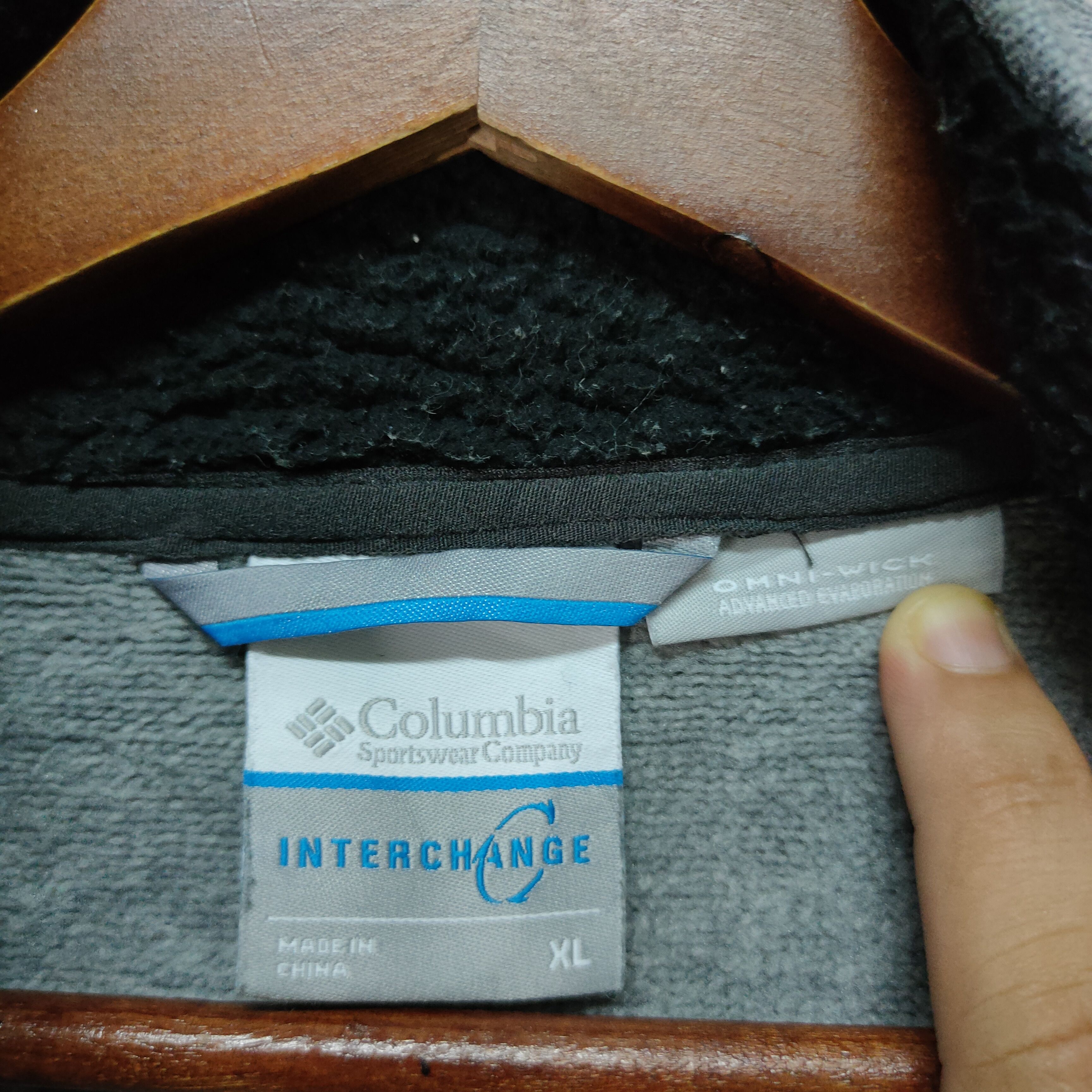 Columbia Vintage Columbia Embroidery Small Logo Sweater Jacket Size US L / EU 52-54 / 3 - 6 Thumbnail