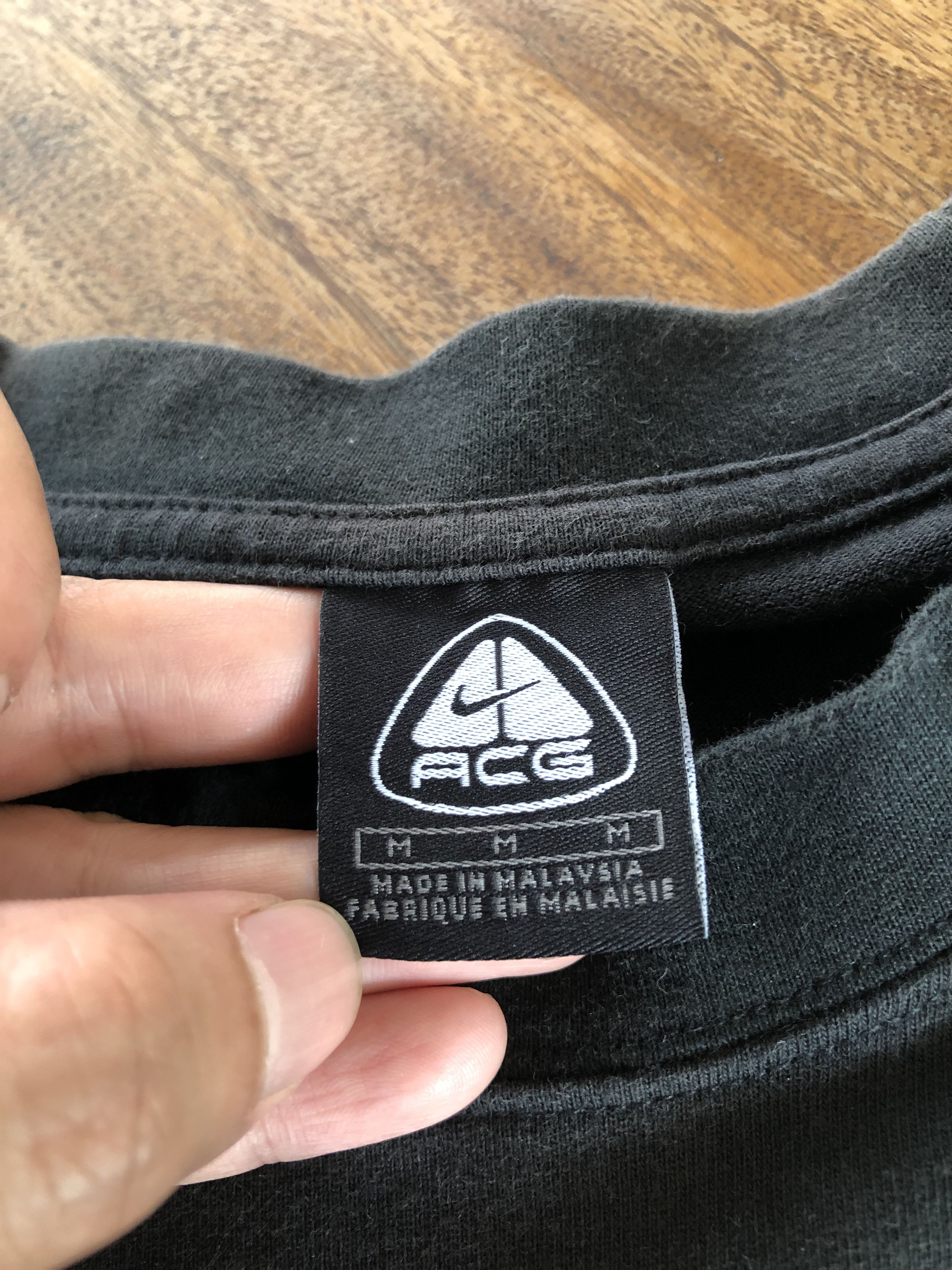 Nike ACG VINTAGE NIKE ACG BLEACH DISTRESSED BIG LOGO L/S SHIRT Size US M / EU 48-50 / 2 - 9 Thumbnail
